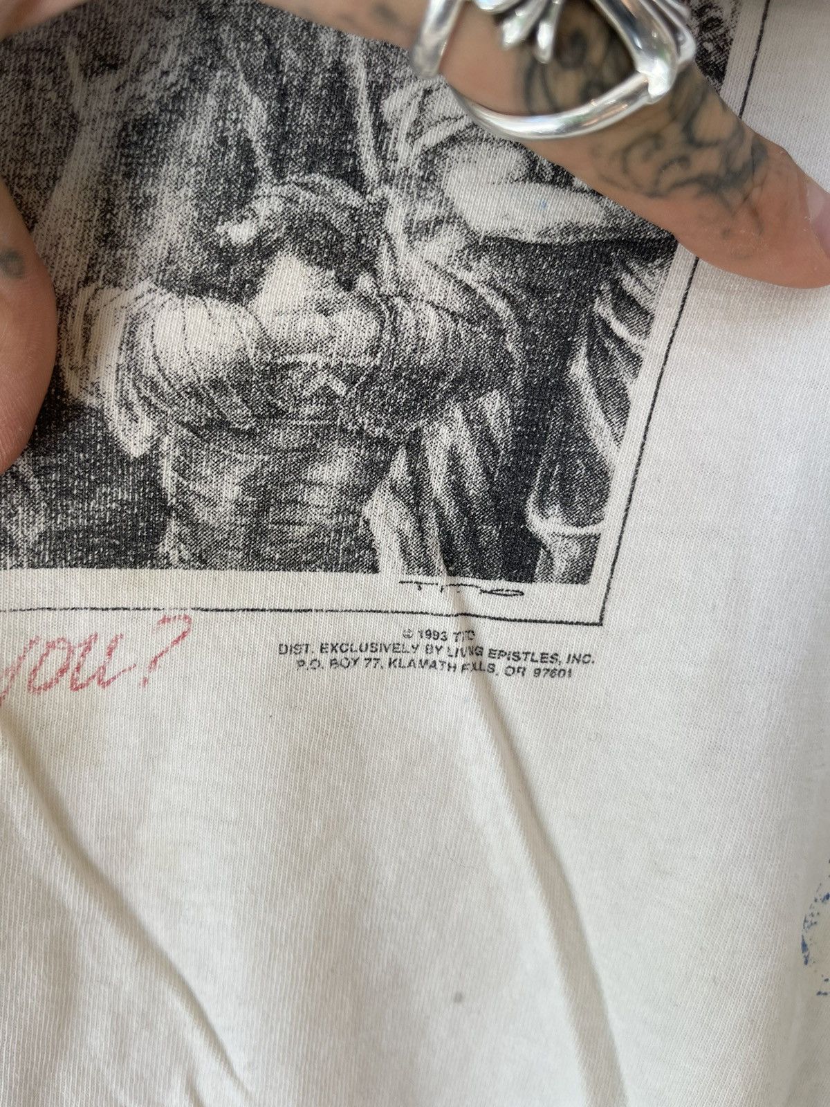 Vintage Vintage THRASHED Lord God Jesus Cross Shirt XXL Size US XXL / EU 58 / 5 - 3 Thumbnail