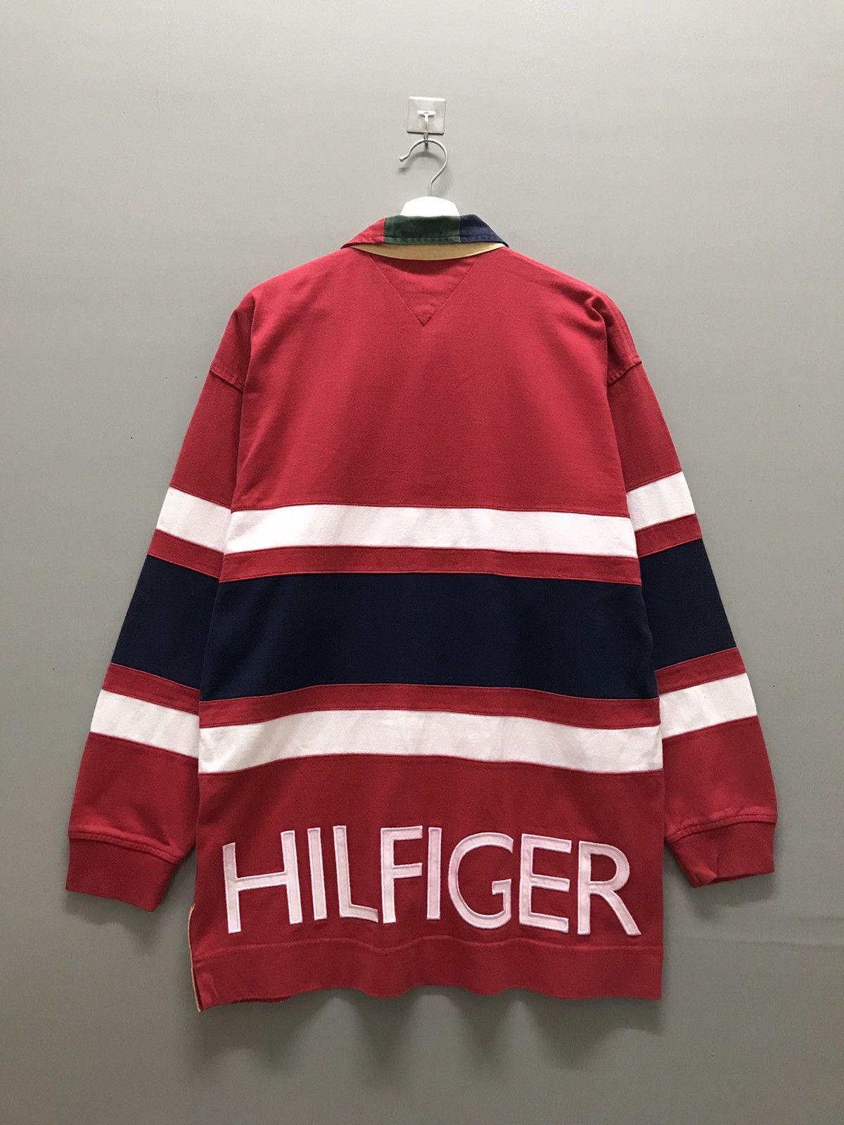 Tommy Hilfiger Vintage 90s Tommy Hilfiger Sailing Gear Rugby Shirt Size US L / EU 52-54 / 3 - 1 Thumbnail