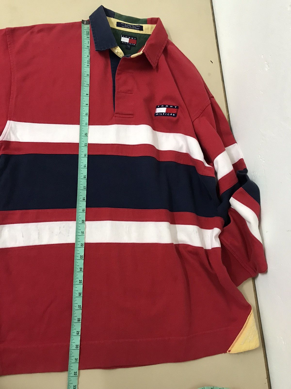 Tommy Hilfiger Vintage 90s Tommy Hilfiger Sailing Gear Rugby Shirt Size US L / EU 52-54 / 3 - 15 Thumbnail