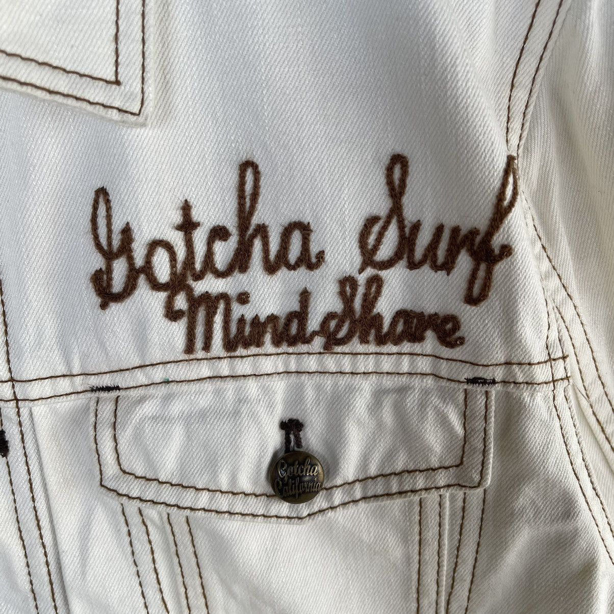 Billabong × Quiksilver × Vintage Vintage Gotcha Big Logo Embroidered Denim Jacket Size US M / EU 48-50 / 2 - 3 Thumbnail