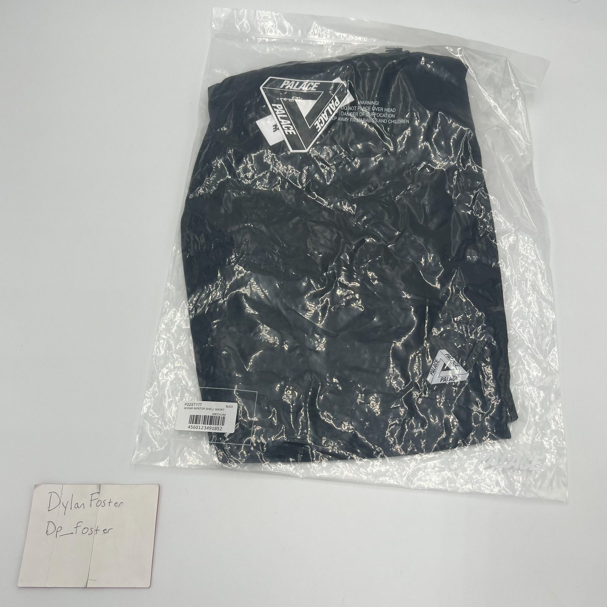 Palace Palace Sofar Ripstop Shell Short Black • M Size US 32 / EU 48 - 4 Thumbnail