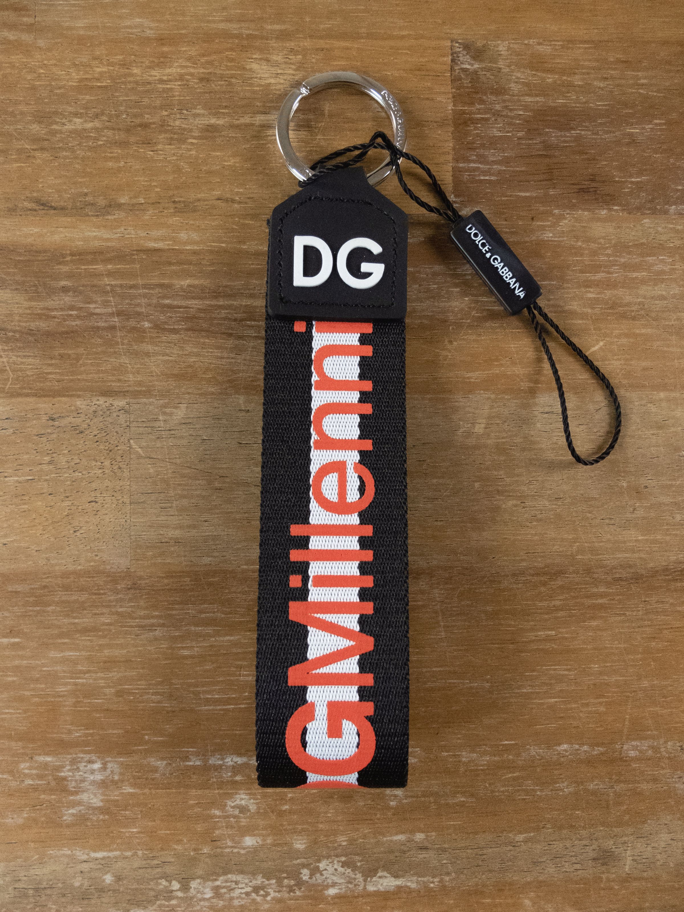 Dolce & Gabbana DOLCE & GABBANA black white orange DG hashtag keyring charm Size ONE SIZE - 3 Thumbnail
