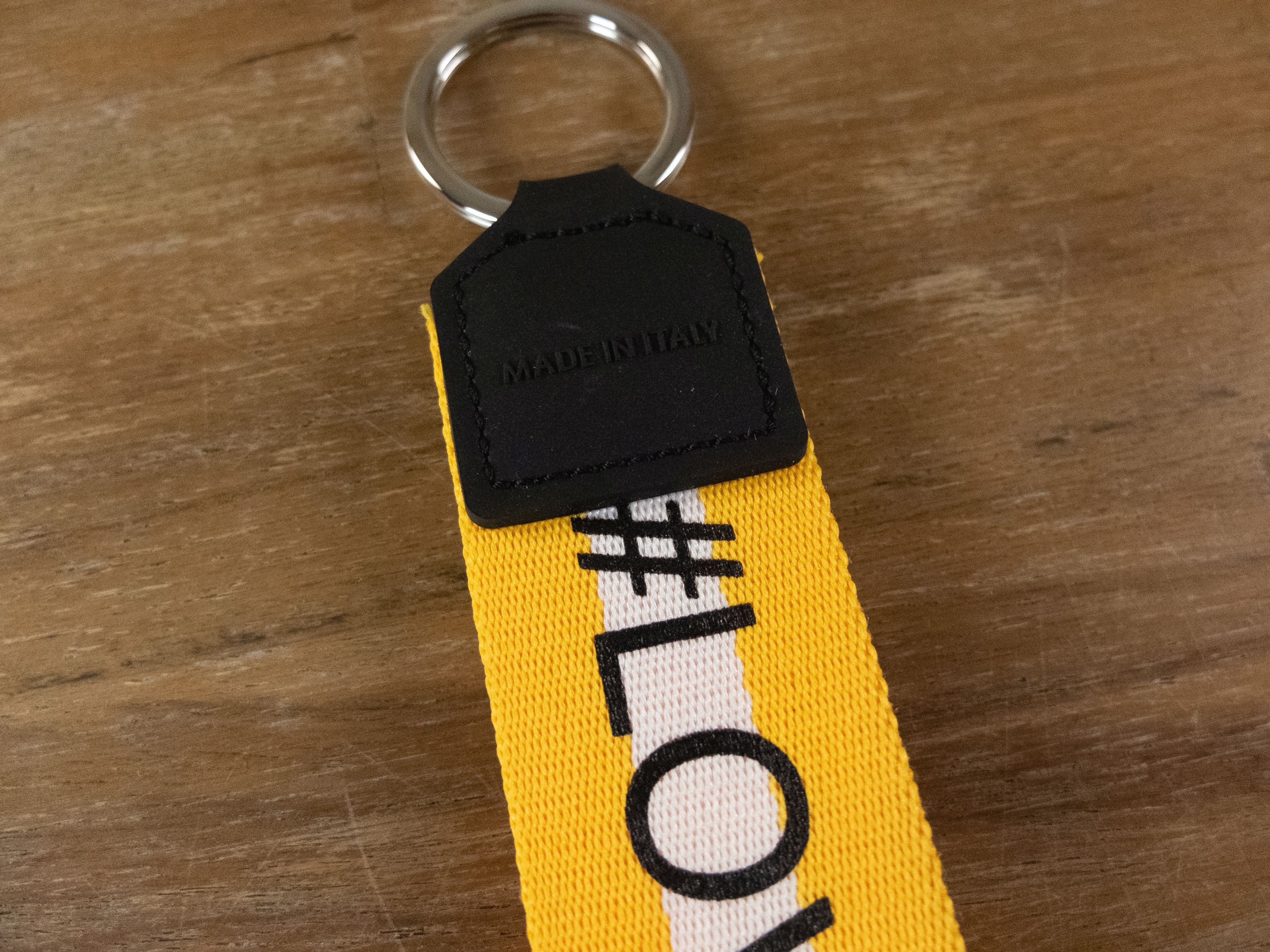 Dolce & Gabbana DOLCE & GABBANA yellow Loveiswhatyouwant hashtag keyring Size ONE SIZE - 4 Thumbnail