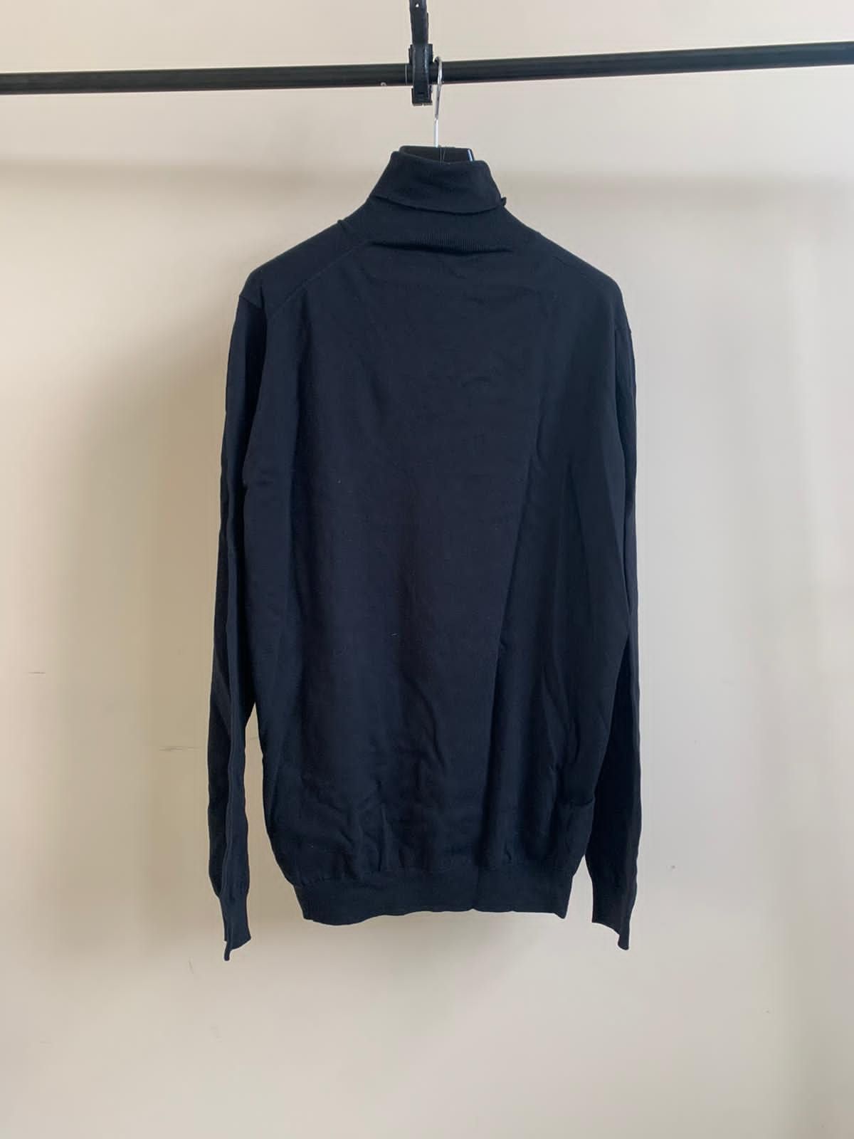 Prada Turtle Neck in Black Size US XL / EU 56 / 4 - 6 Thumbnail