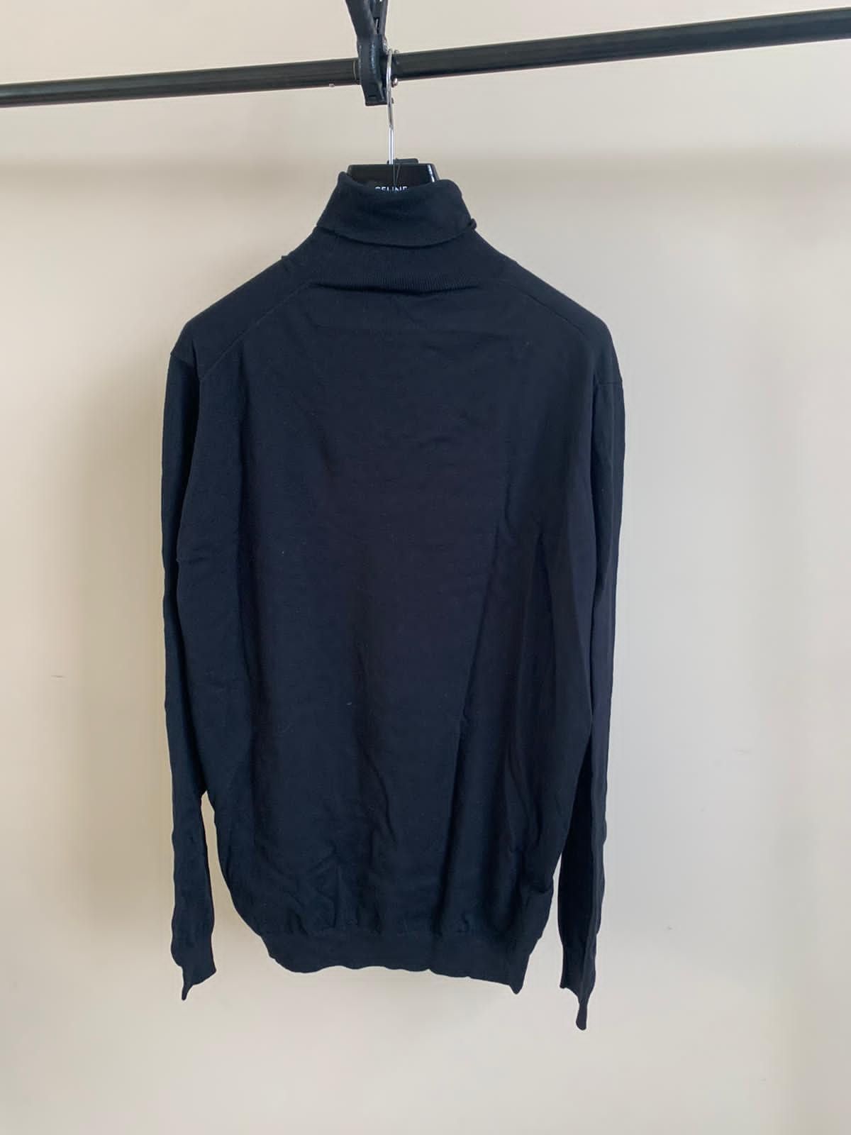 Prada Turtle Neck in Black Size US XL / EU 56 / 4 - 4 Thumbnail