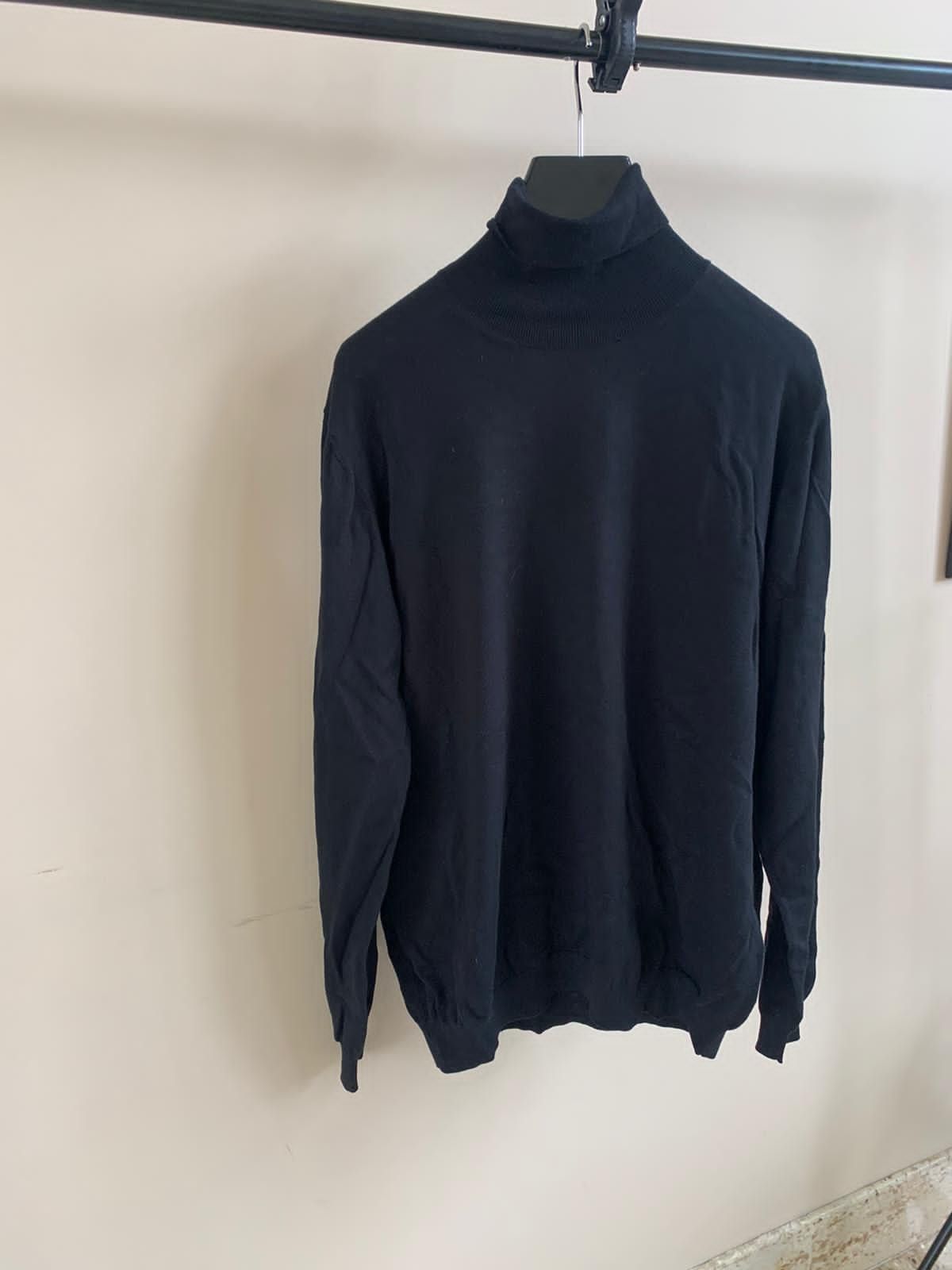 Prada Turtle Neck in Black Size US XL / EU 56 / 4 - 5 Thumbnail