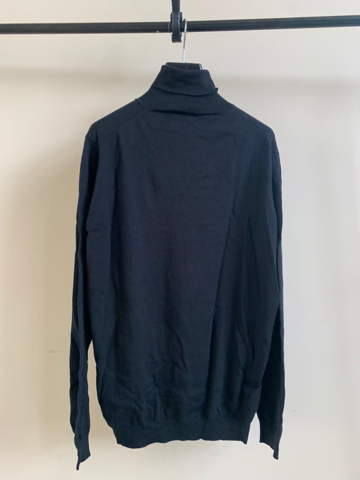 Prada Turtle Neck in Black Size US XL / EU 56 / 4 - 2 Thumbnail