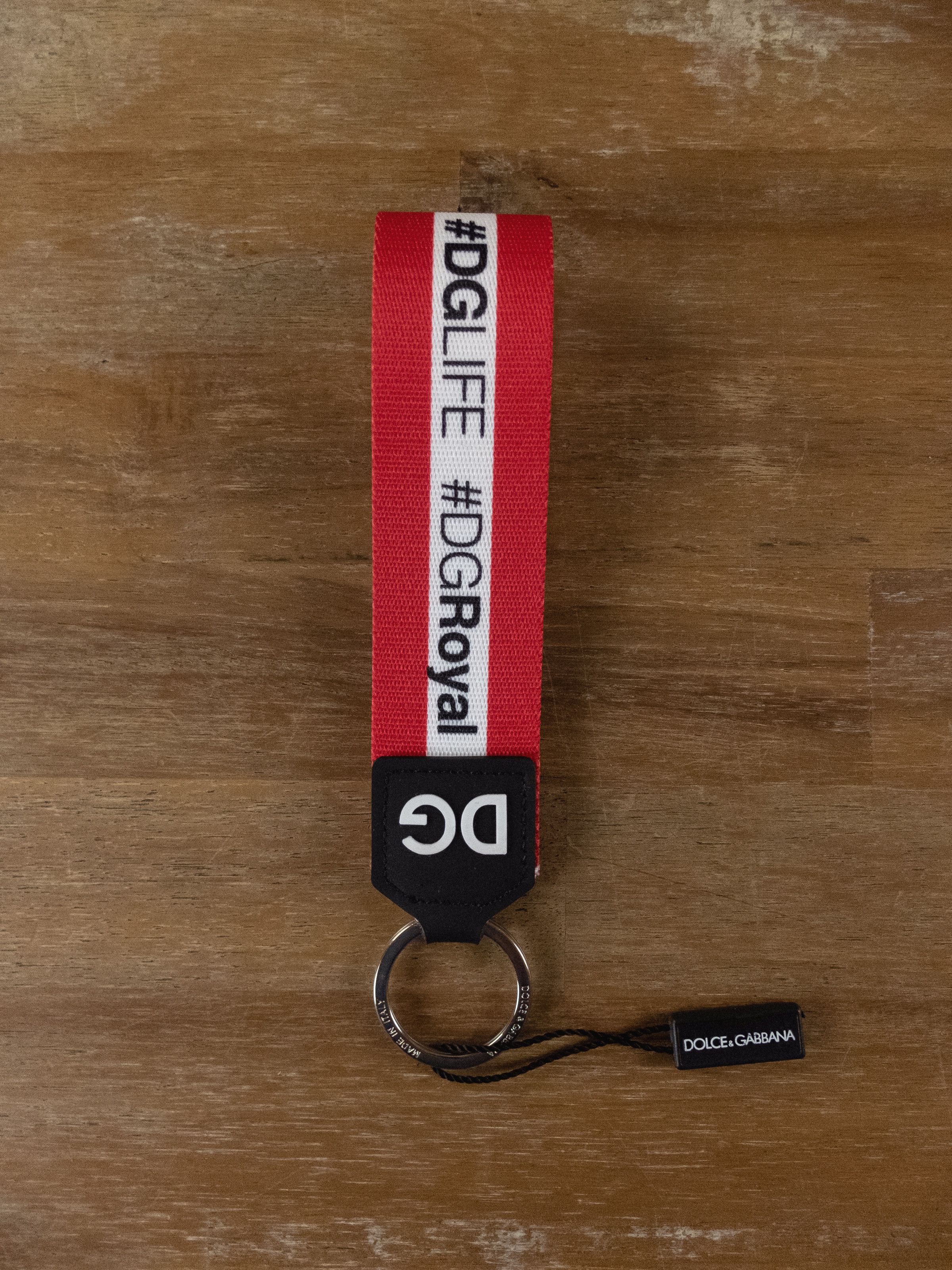 DOLCE & GABBANA red DGlife DGroyal hashtag keyring charm