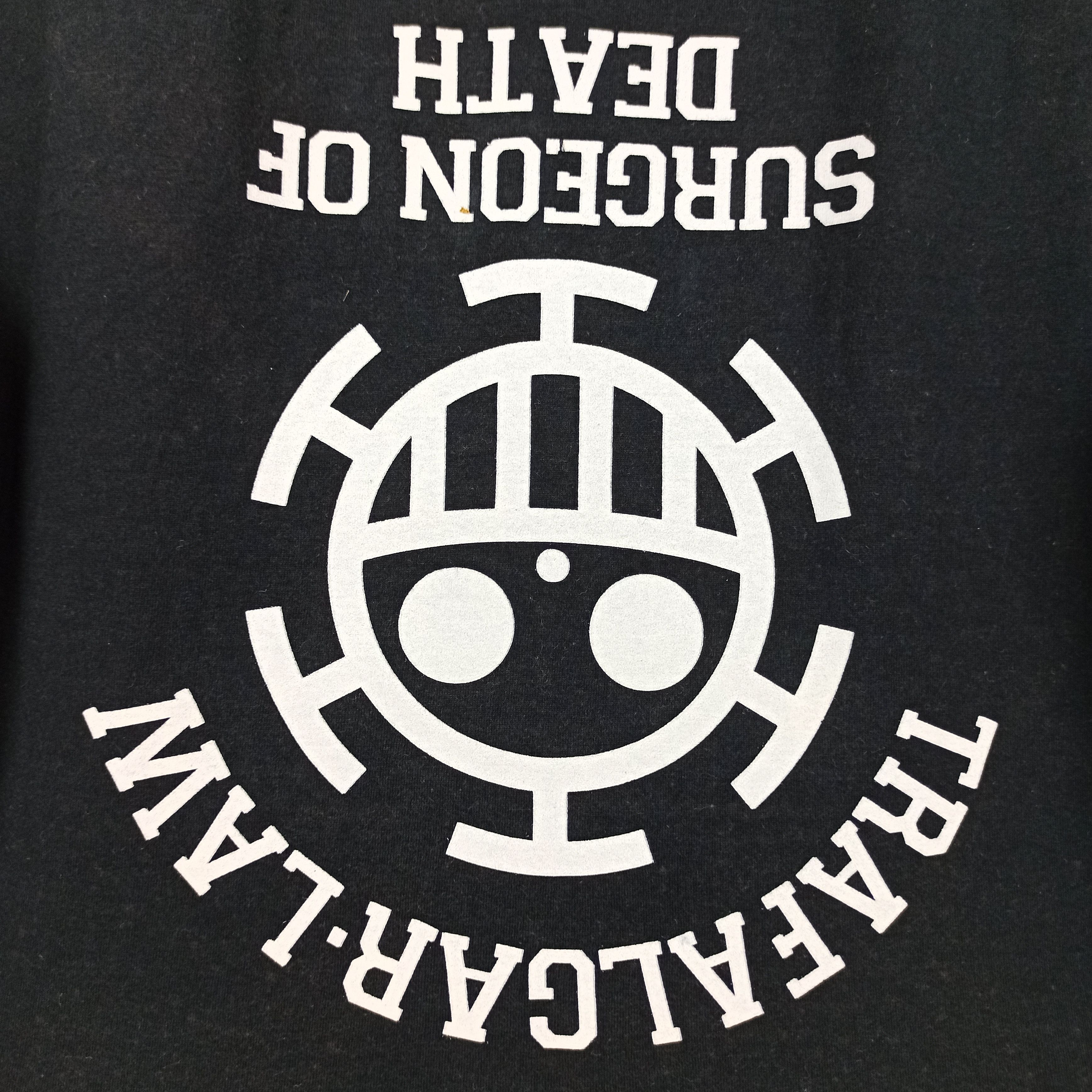 Japanese Brand Rare Anime One Piece Trafalgar D. Water Law Tshirt Size US L / EU 52-54 / 3 - 6 Thumbnail