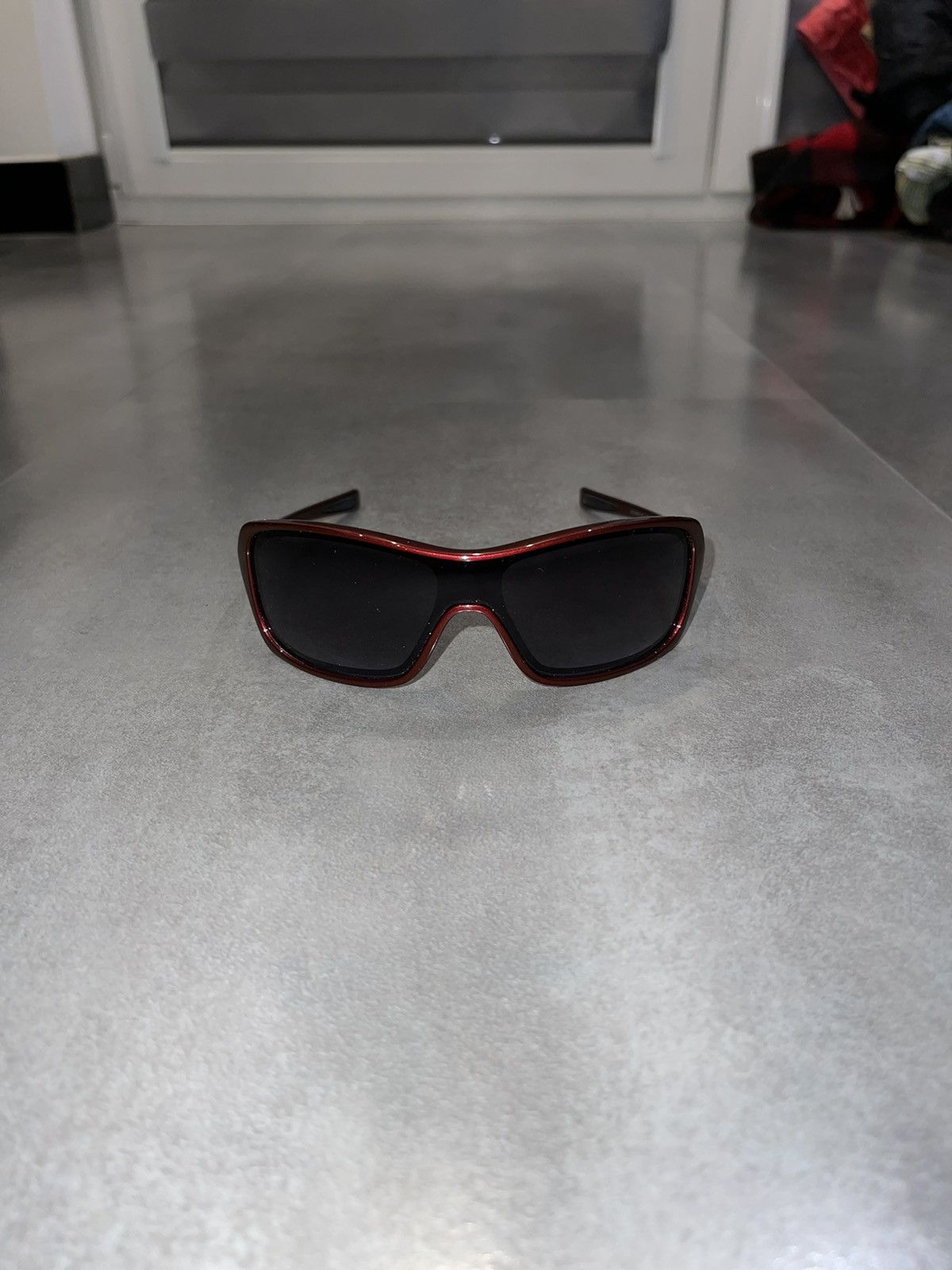 Oakley Oakley OO9202-02 "Break UP" Dark Red Shield Sunglasses Size ONE SIZE - 2 Thumbnail