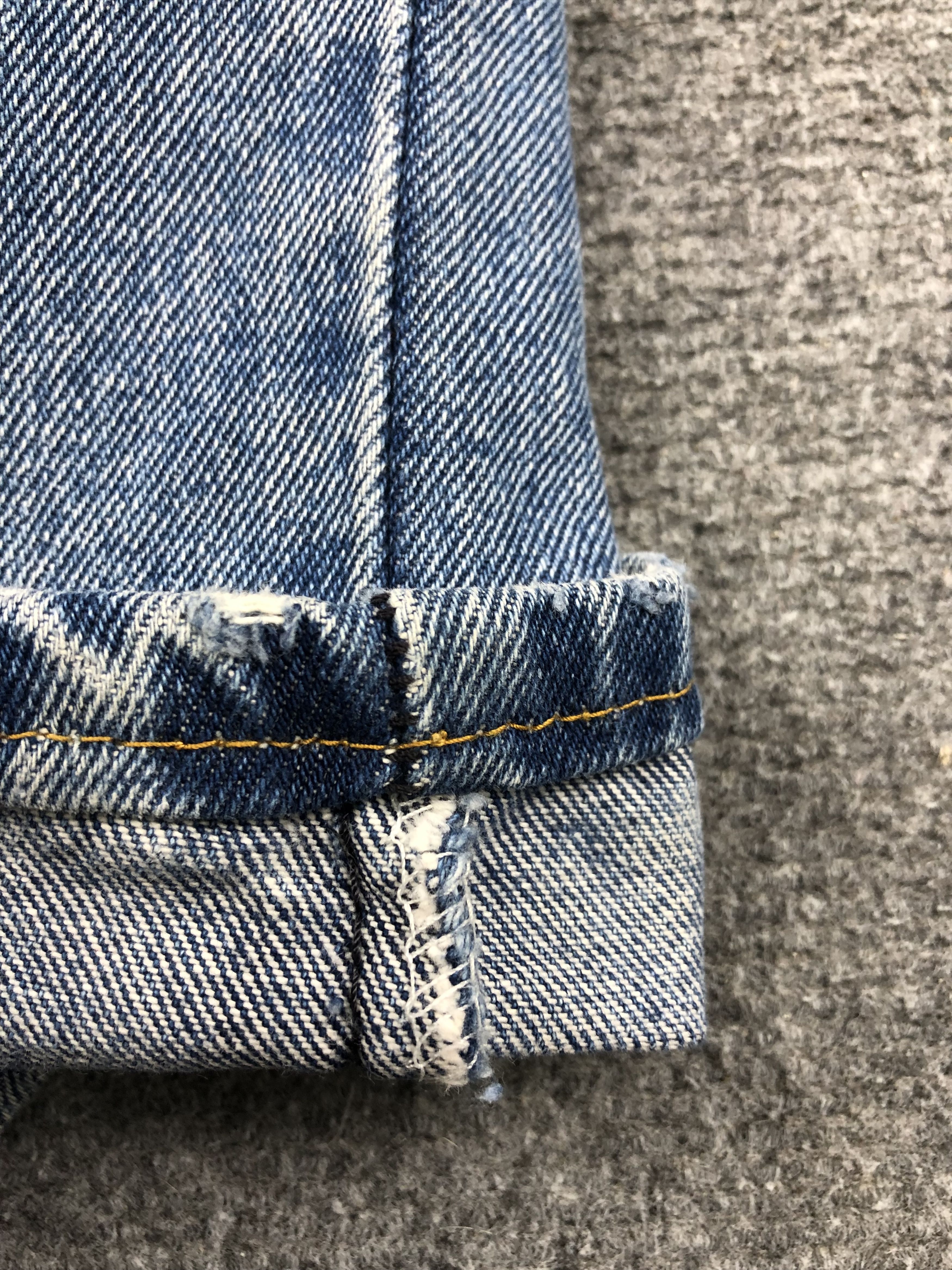 Levi's × Vintage Vintage Levis 550 Faded Blue Jeans W26 Size US 26 / EU 42 - 10 Thumbnail