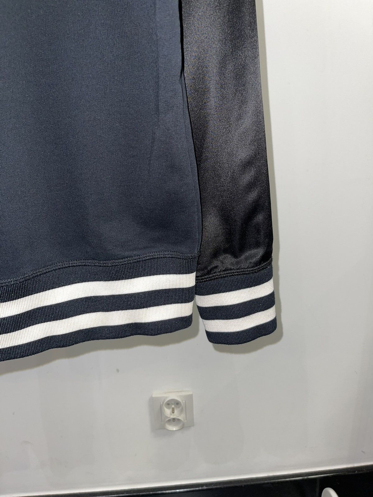 Alexander McQueen FW16 Alexander Mcqueen Small Logo Silk Sleeves Crewneck Size US M / EU 48-50 / 2 - 6 Thumbnail