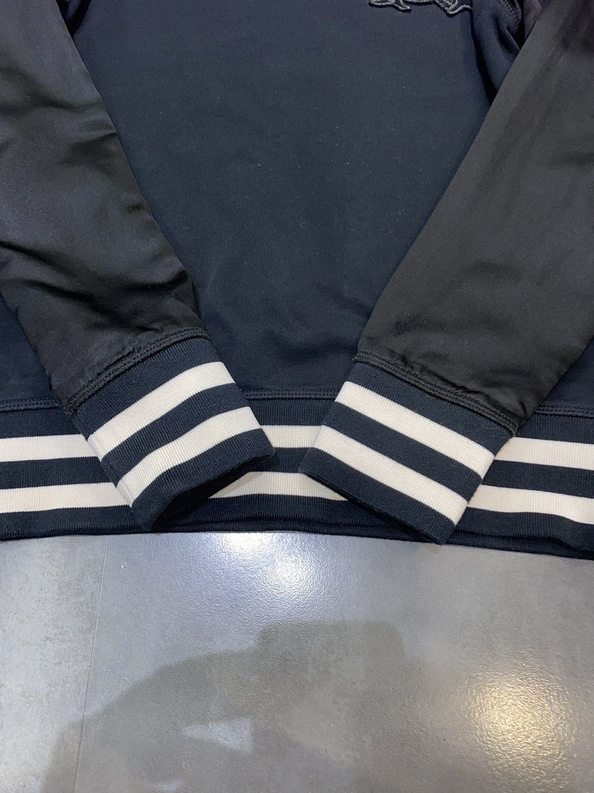 Alexander McQueen FW16 Alexander Mcqueen Small Logo Silk Sleeves Crewneck Size US M / EU 48-50 / 2 - 10 Thumbnail