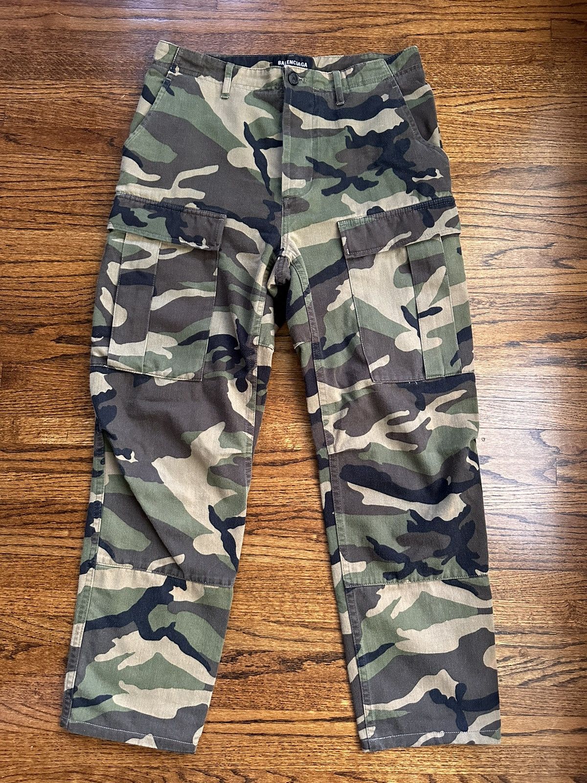 Balenciaga BALENCIAGA Camo Military Cargo Pants - EU 44/US 30 - NWT ...