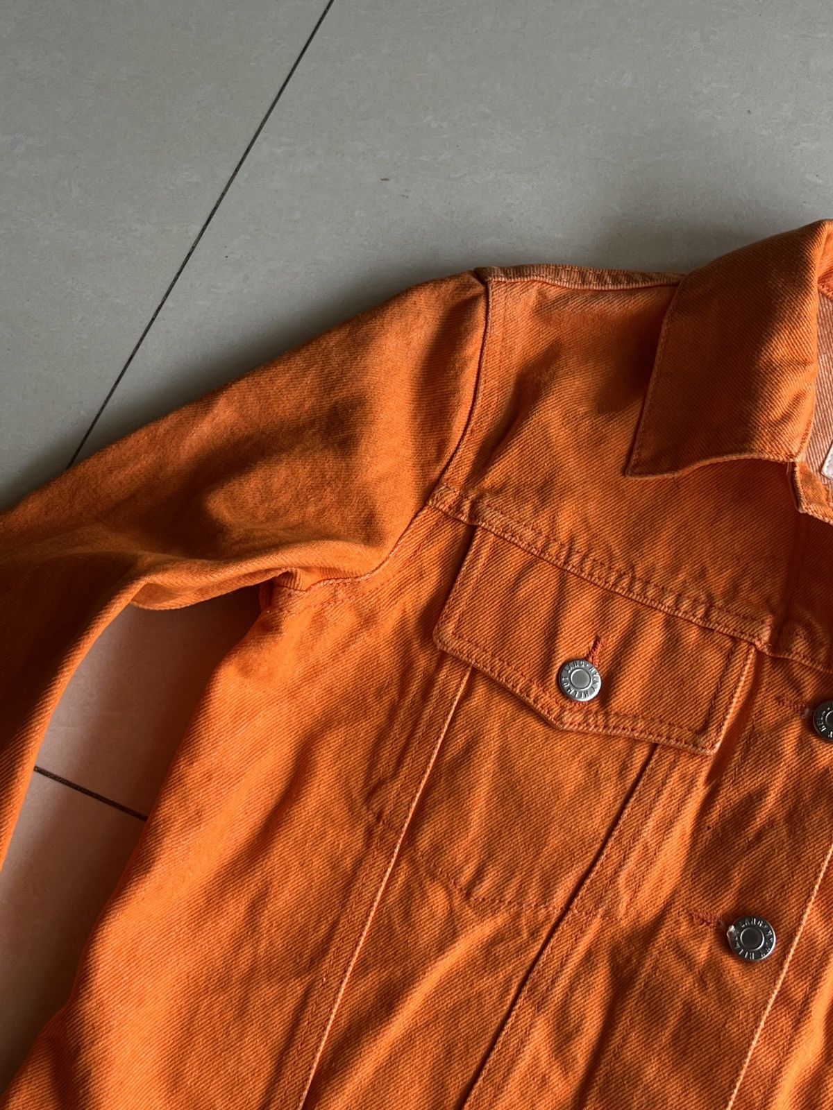 Helmut Lang Helmut Lang safety orange denim trucker jacket Size US XS / EU 42 / 0 - 4 Thumbnail