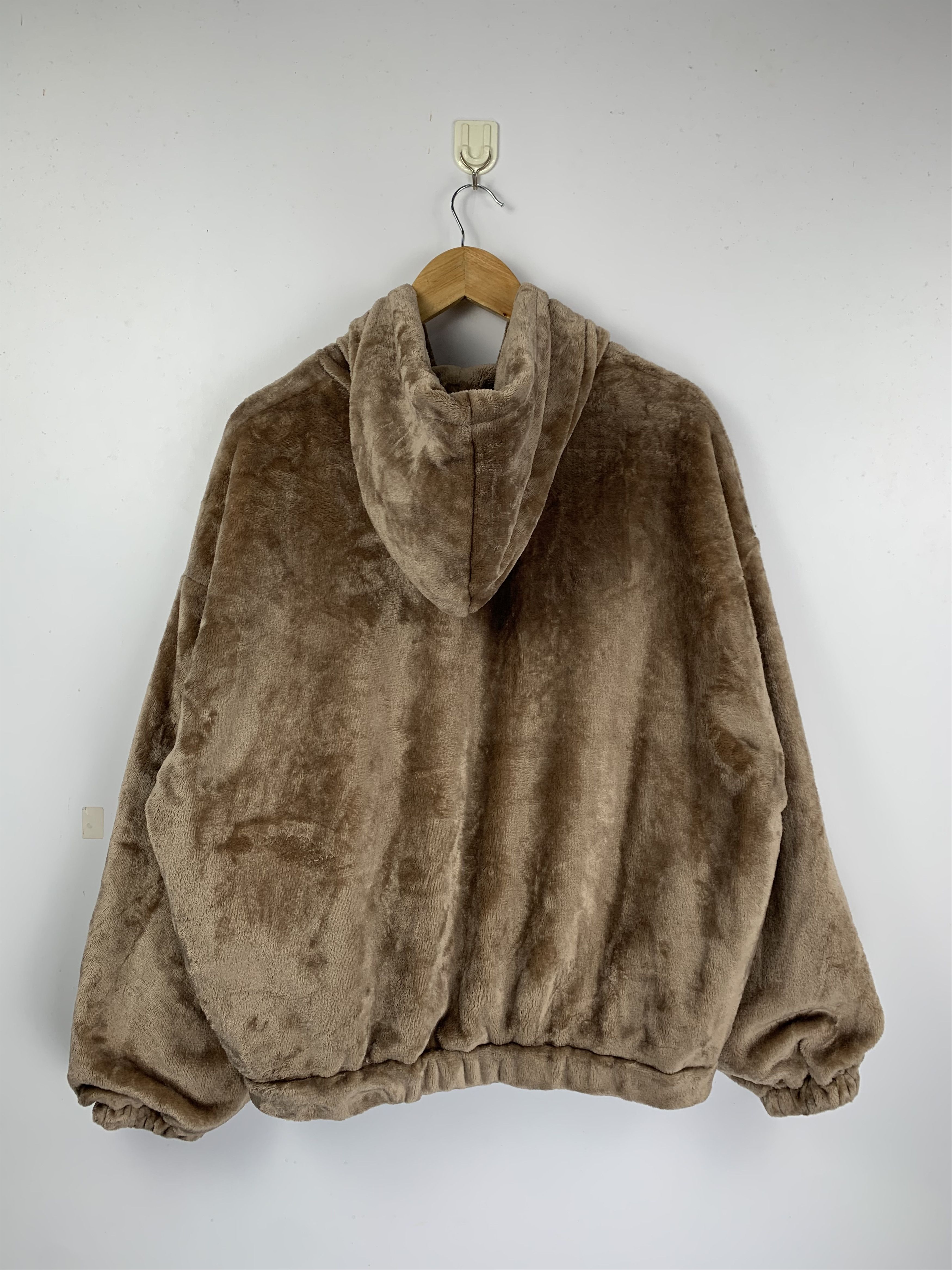 Japanese Brand Vintage Lutique Hoodie Zip Up Sherpa Fleece Jacket Size US L / EU 52-54 / 3 - 2 Thumbnail
