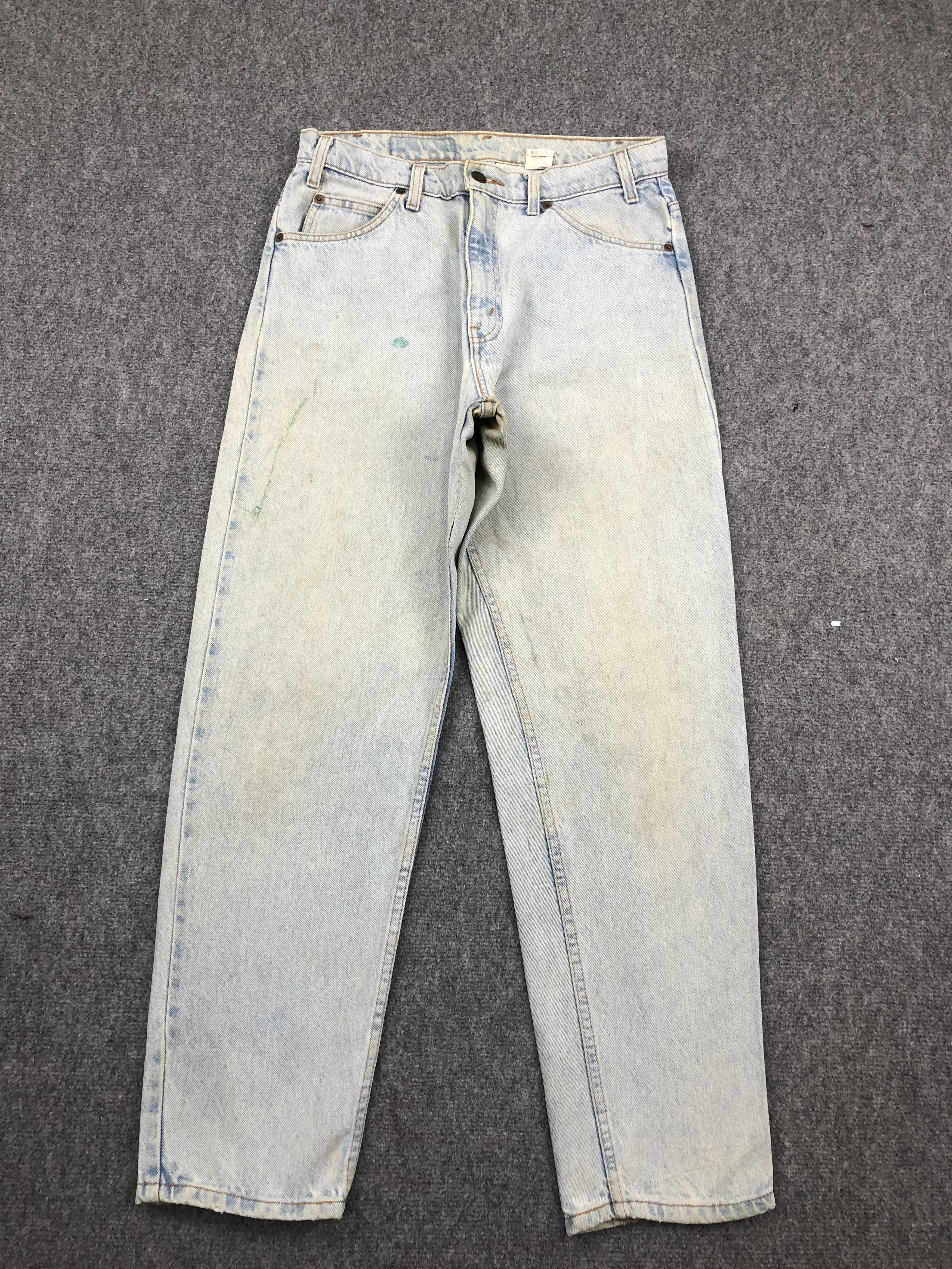 Vintage 90s Levis 550 Orange Tab Light Wash Jeans