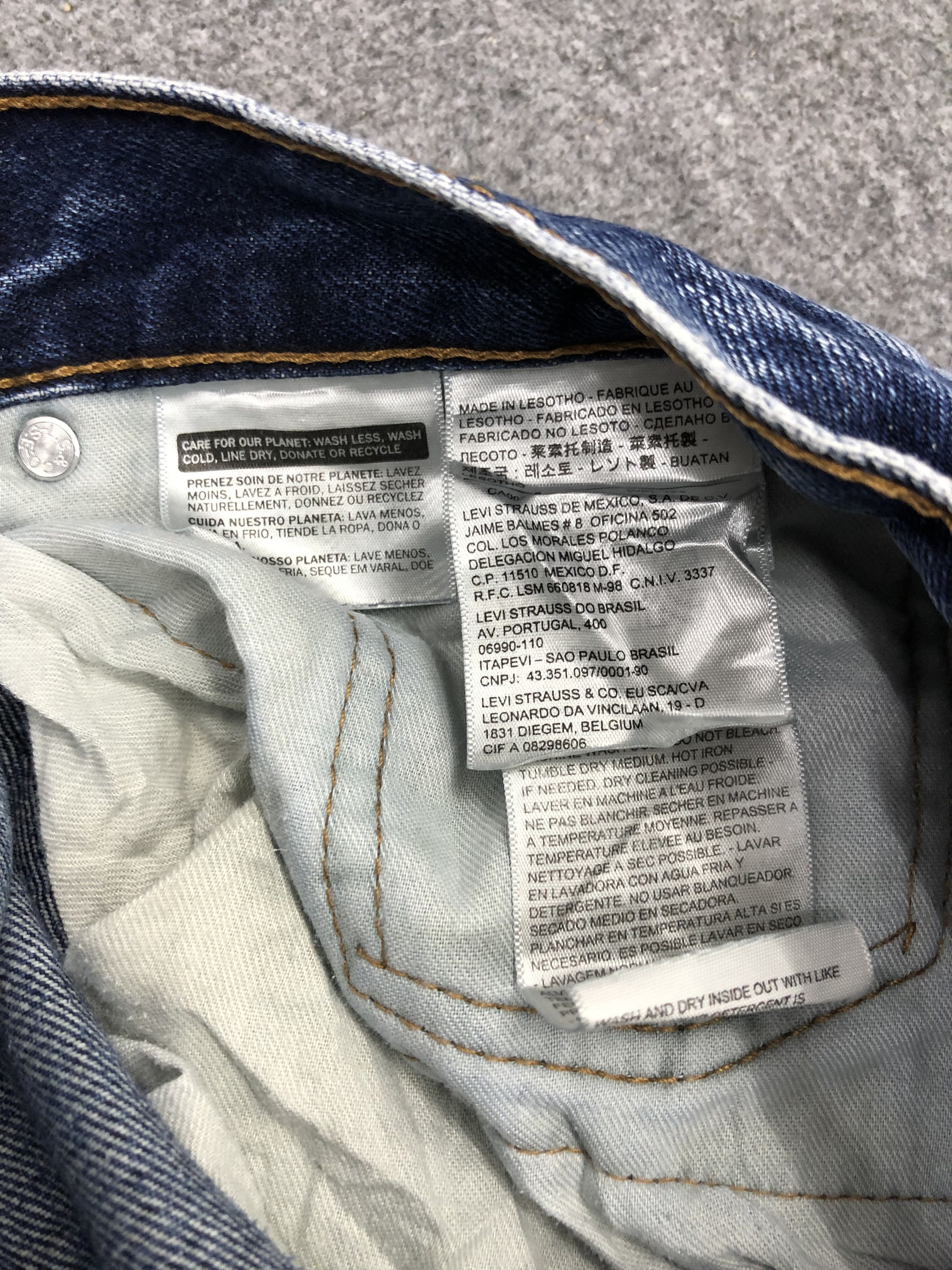 Vintage Levis 505 Faded Blue Jeans