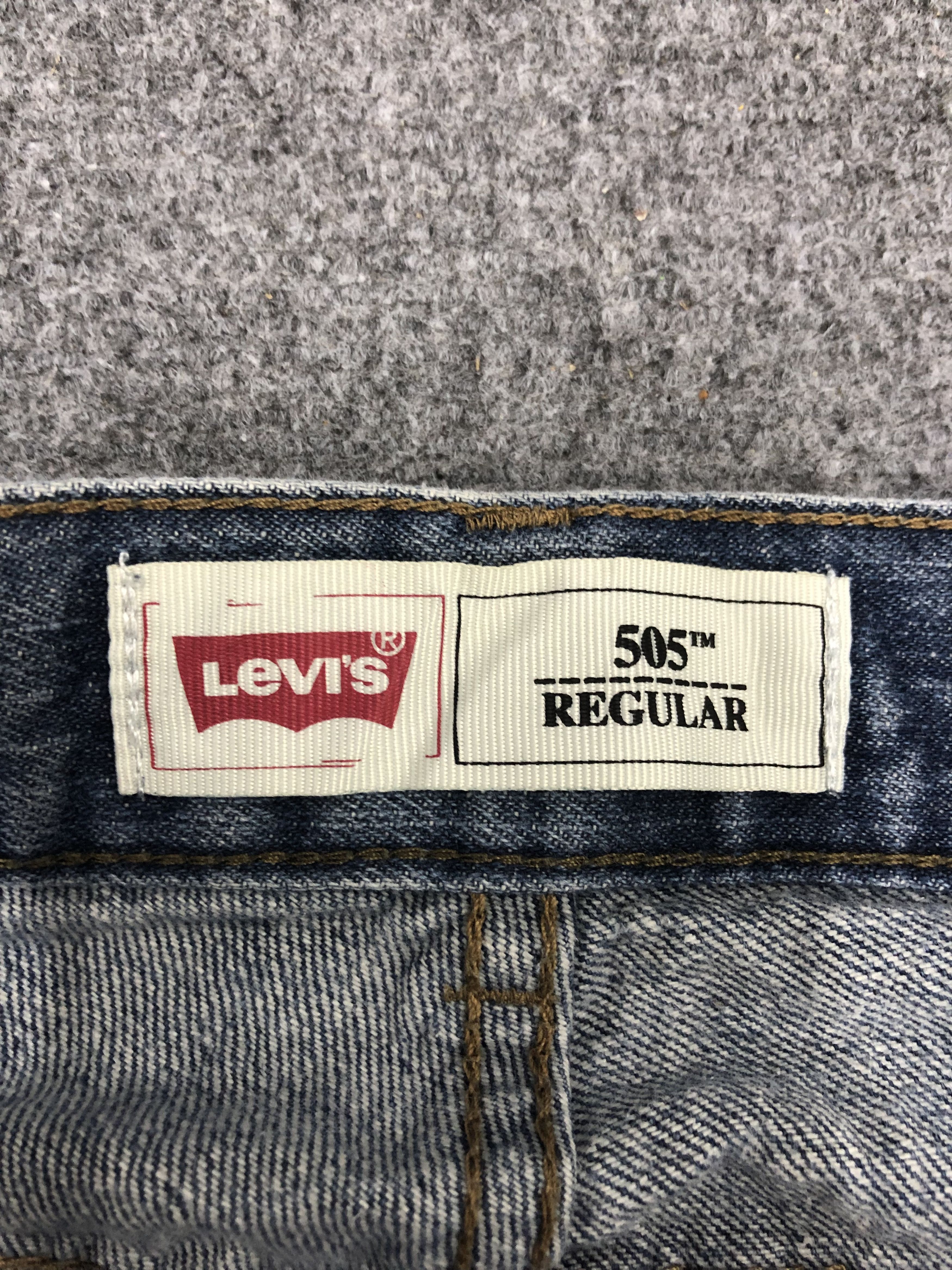 Levi's × Vintage Vintage Levis 505 Faded Blue Jeans Size US 30 / EU 46 - 7 Thumbnail