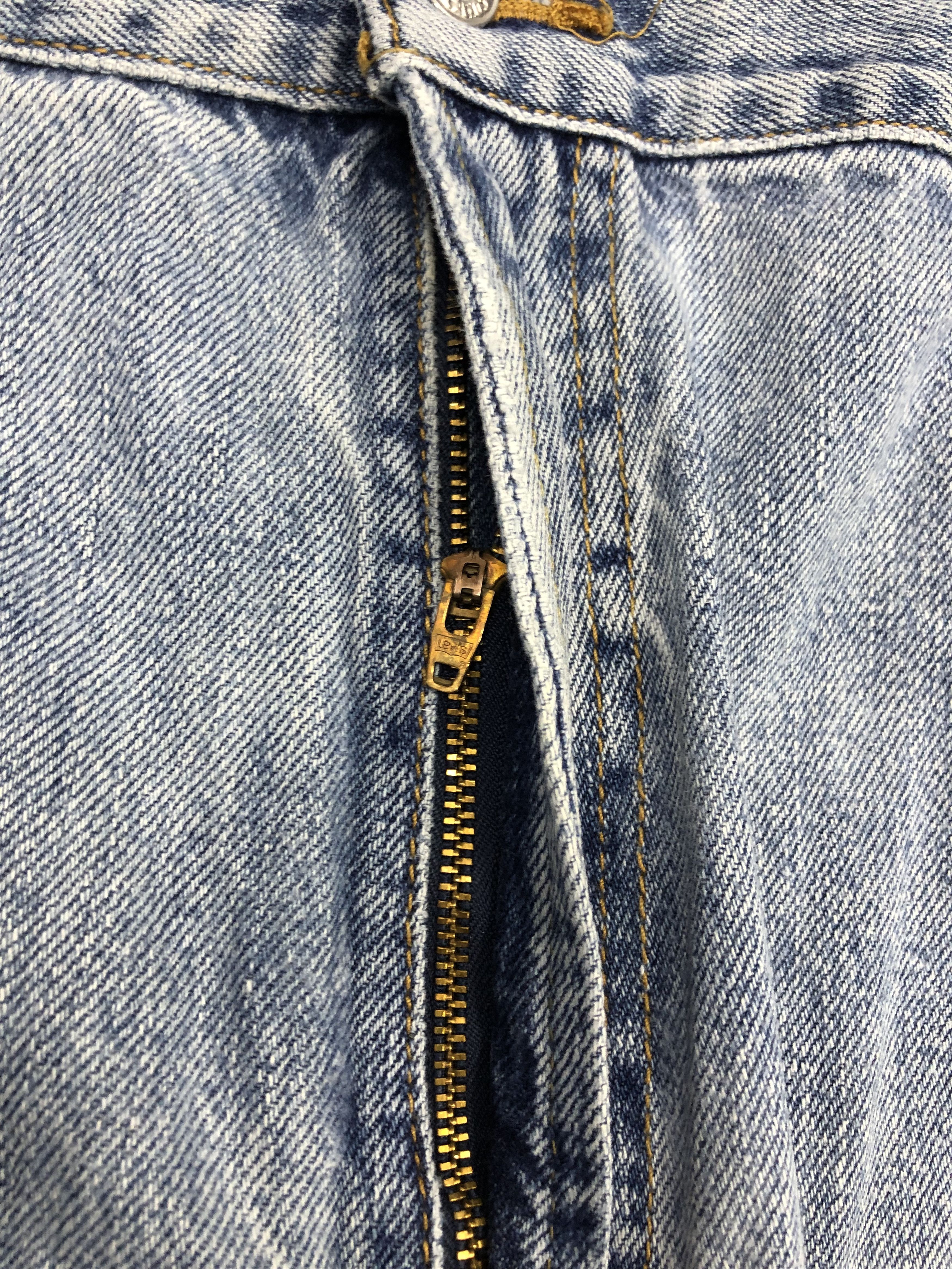 Levi's × Vintage Vintage Levis 550 Light Wash Jeans Size US 44 / EU 60 - 11 Thumbnail