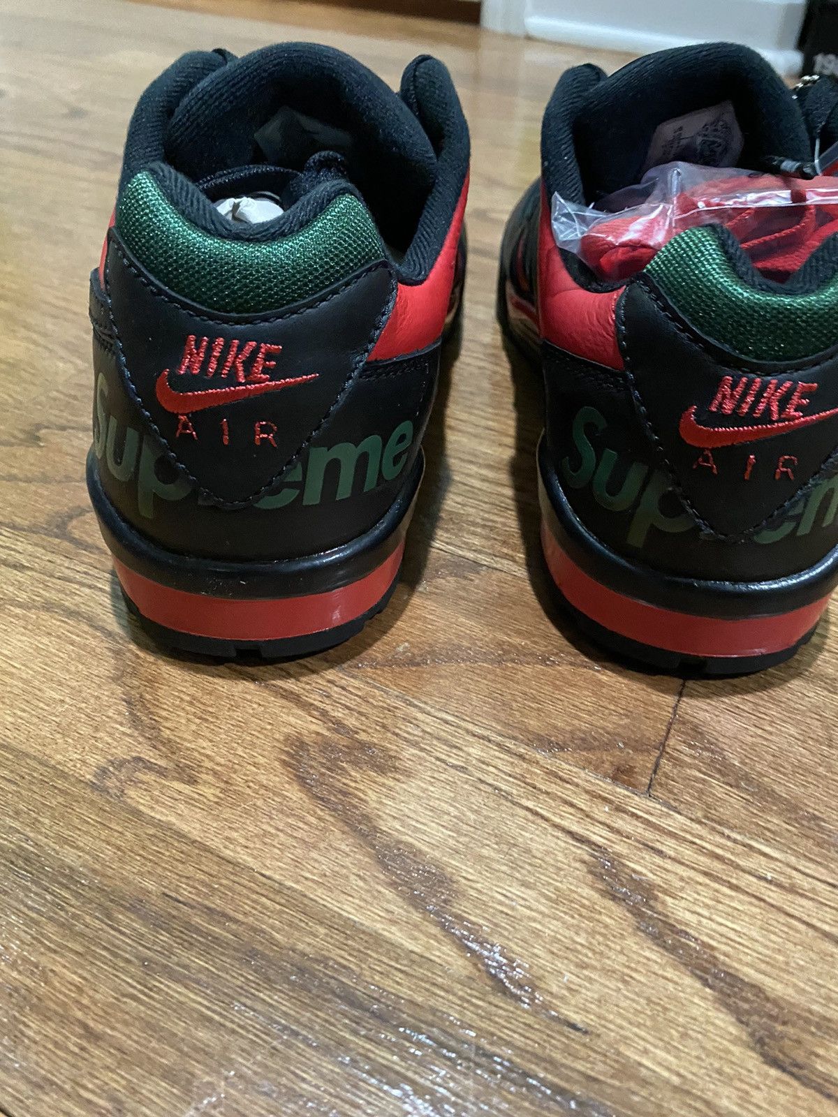 Nike × Supreme Supreme x Nike Air Trainer 3 low Size US 10 / EU 43 - 2 Thumbnail