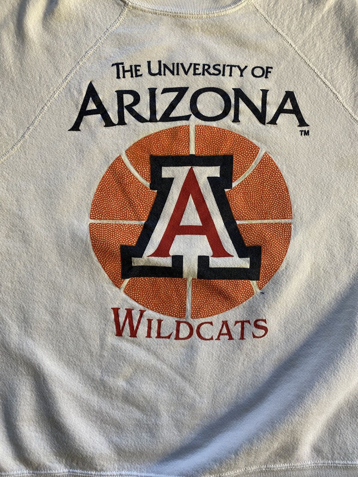 NCAA Vintage 90’s Arizona Wildcats Short Boxy Crewneck Sweatshirt Size US L / EU 52-54 / 3 - 6 Thumbnail