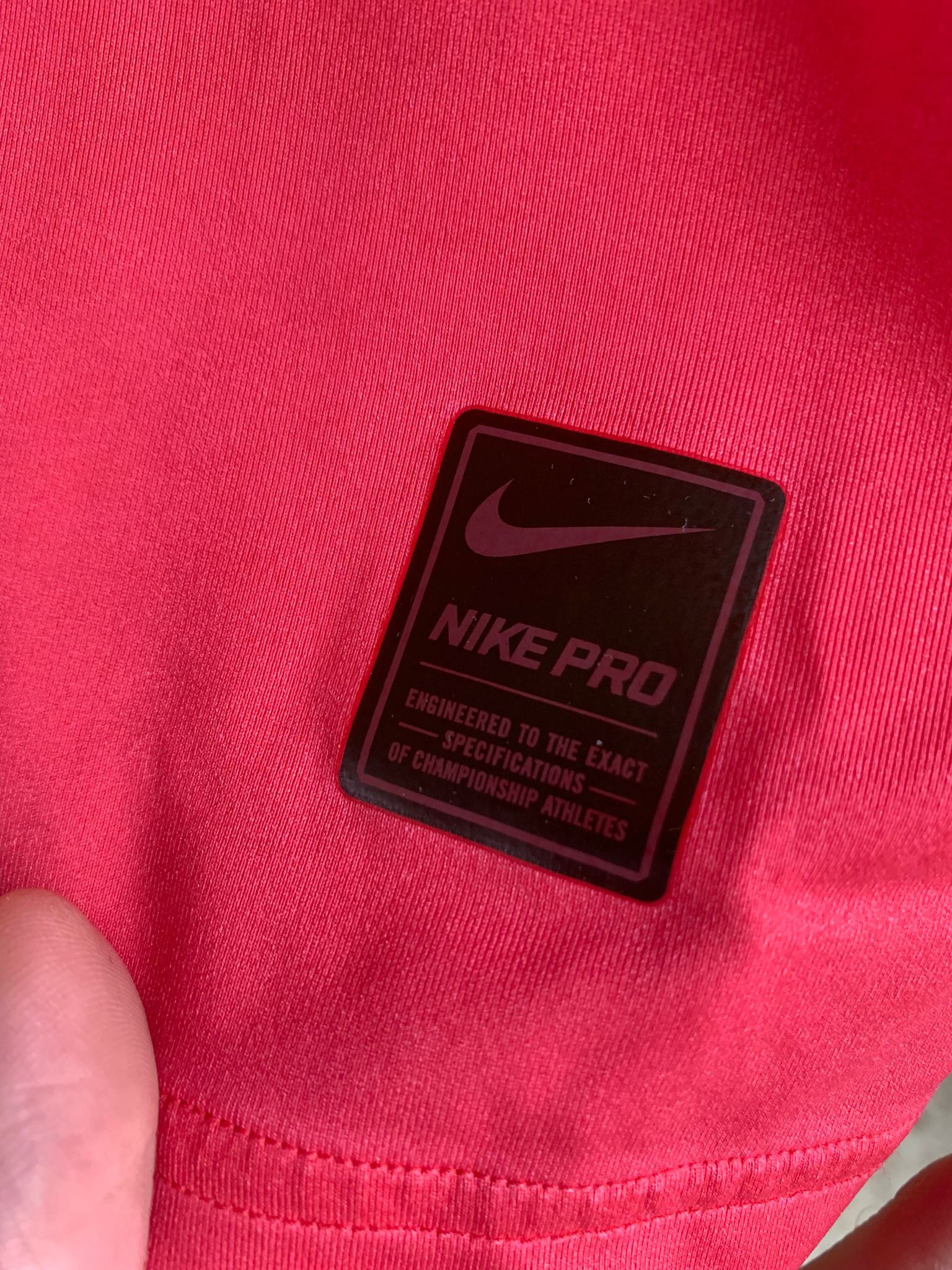 Alyx Tee, SS in Fuschia Size US XL / EU 56 / 4 - 11 Thumbnail