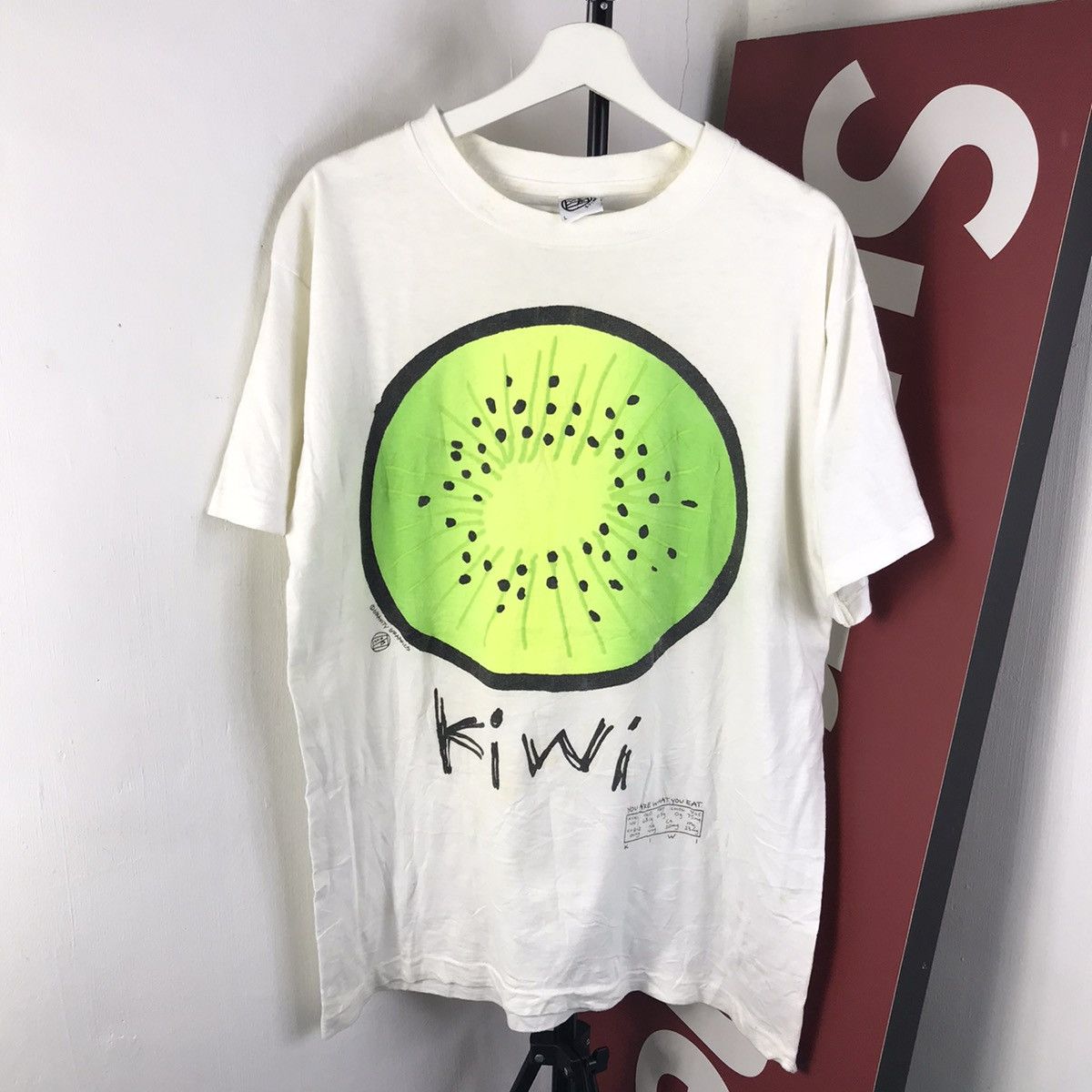 Andy Warhol Vintage Andy ‘ you are what you eat kiwi graphic art shirt Size US L / EU 52-54 / 3 - 1 Thumbnail