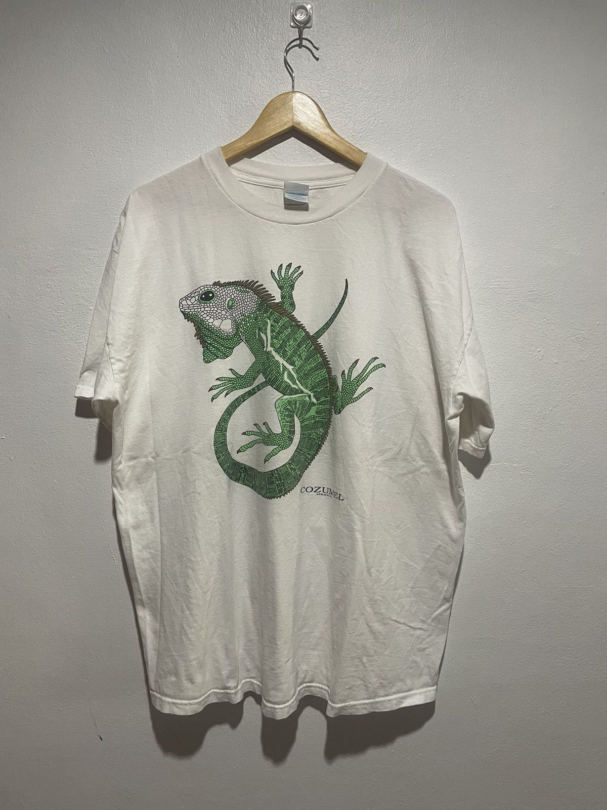 Vintage Vintage Cozumel Mexico chameleon White T-Shirt Size US XL / EU 56 / 4 - 2 Thumbnail