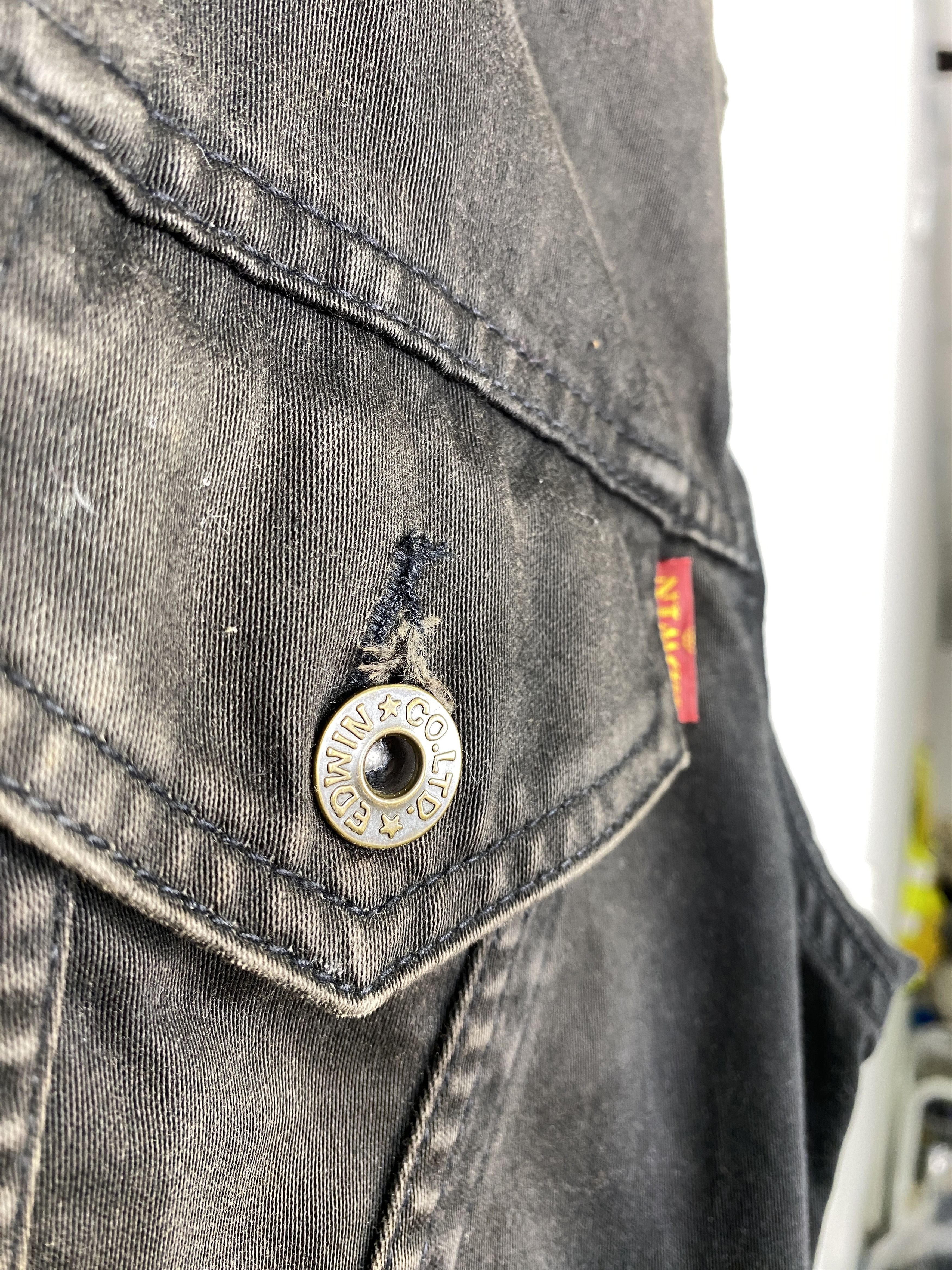 Edwin Vintage 90`s EDWIN Button Up Black Faded Denim Jacket Size US L / EU 52-54 / 3 - 9 Thumbnail