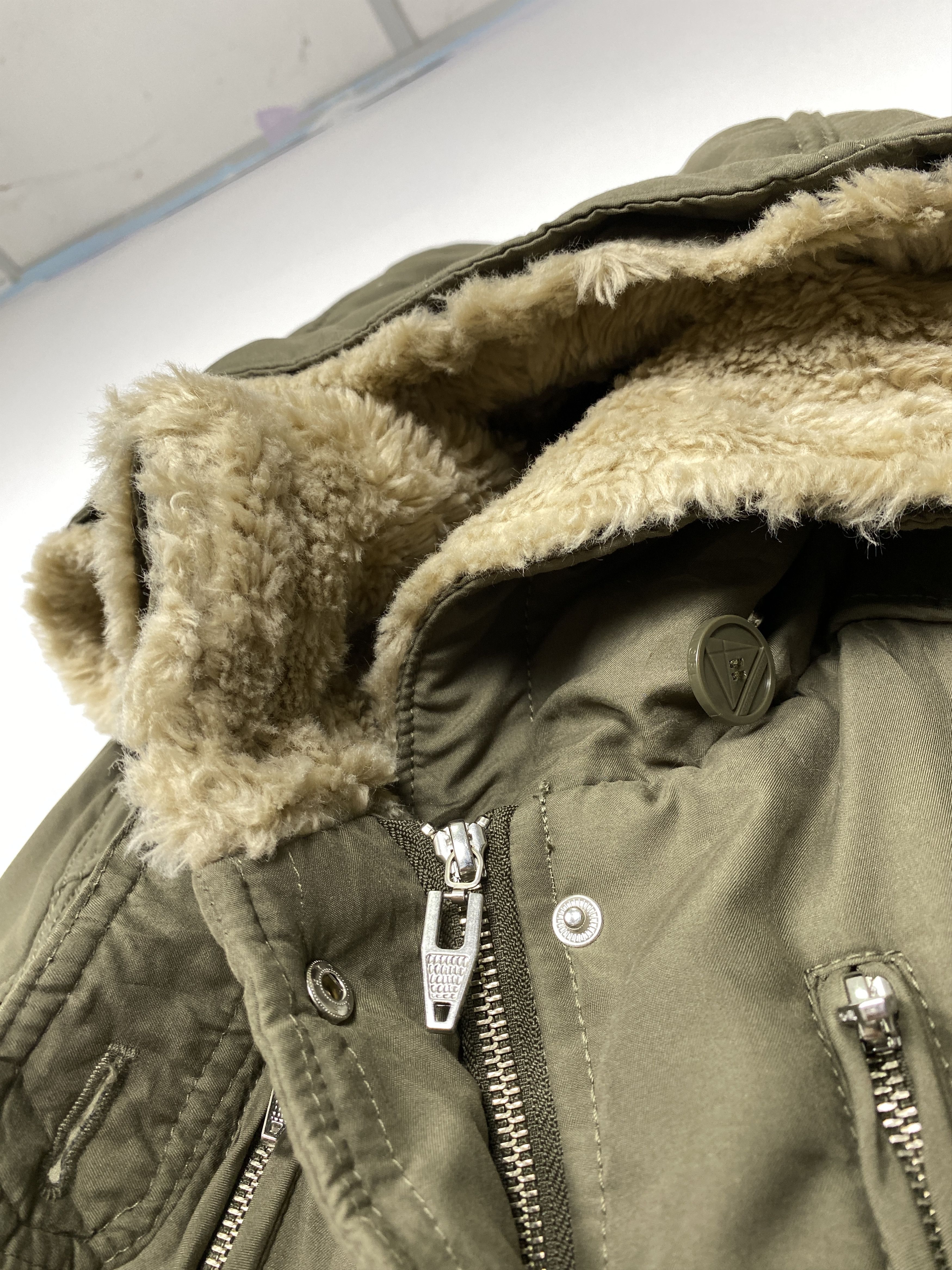 Japanese Brand Vintage SPIRAL GIRL Sherpa Hoodie Winter Warm Jacket Size US M / EU 48-50 / 2 - 8 Thumbnail
