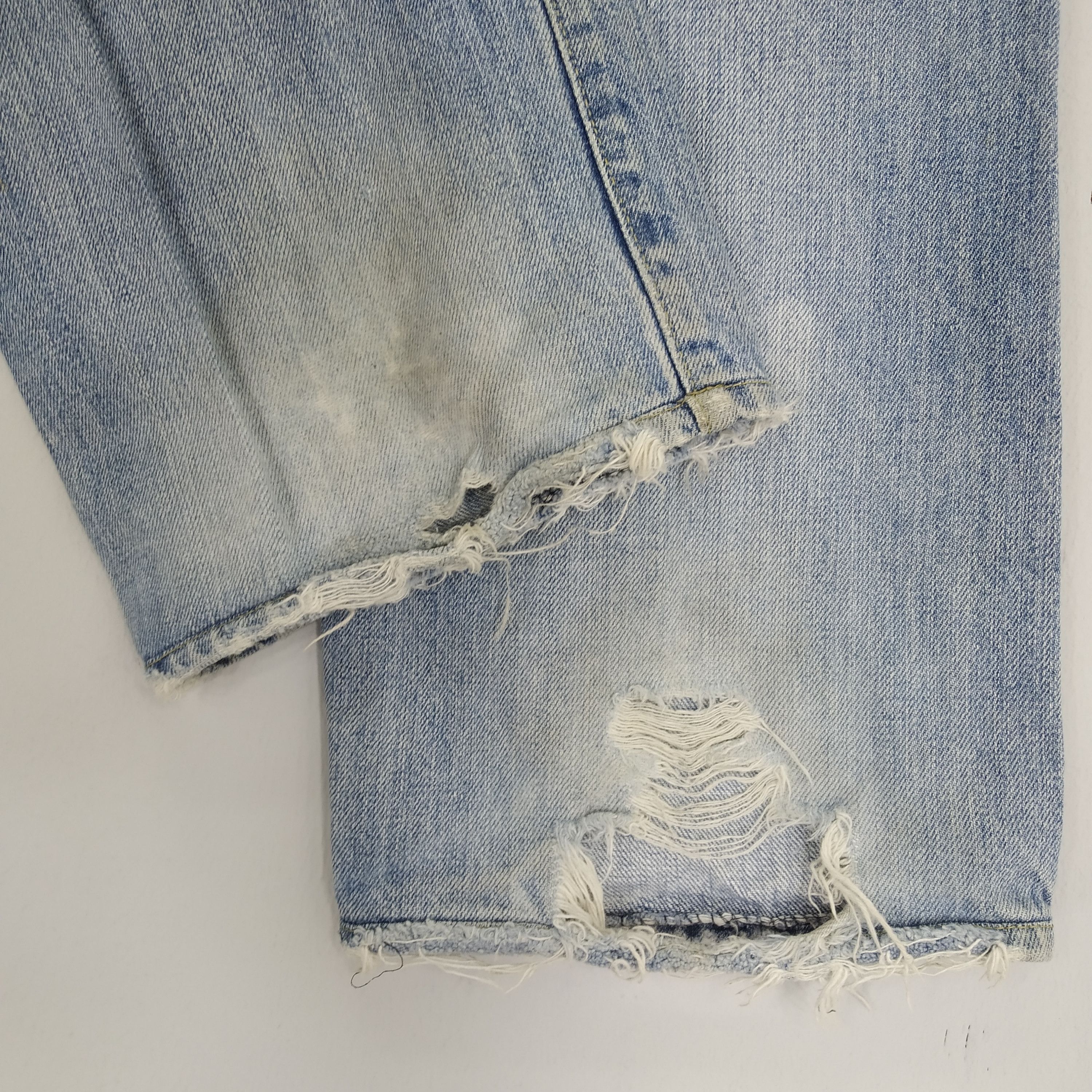 Levi's Vintage Levi's 501 Big E Ripped Denim Jeans Paint Splatter Size US 32 / EU 48 - 8 Thumbnail
