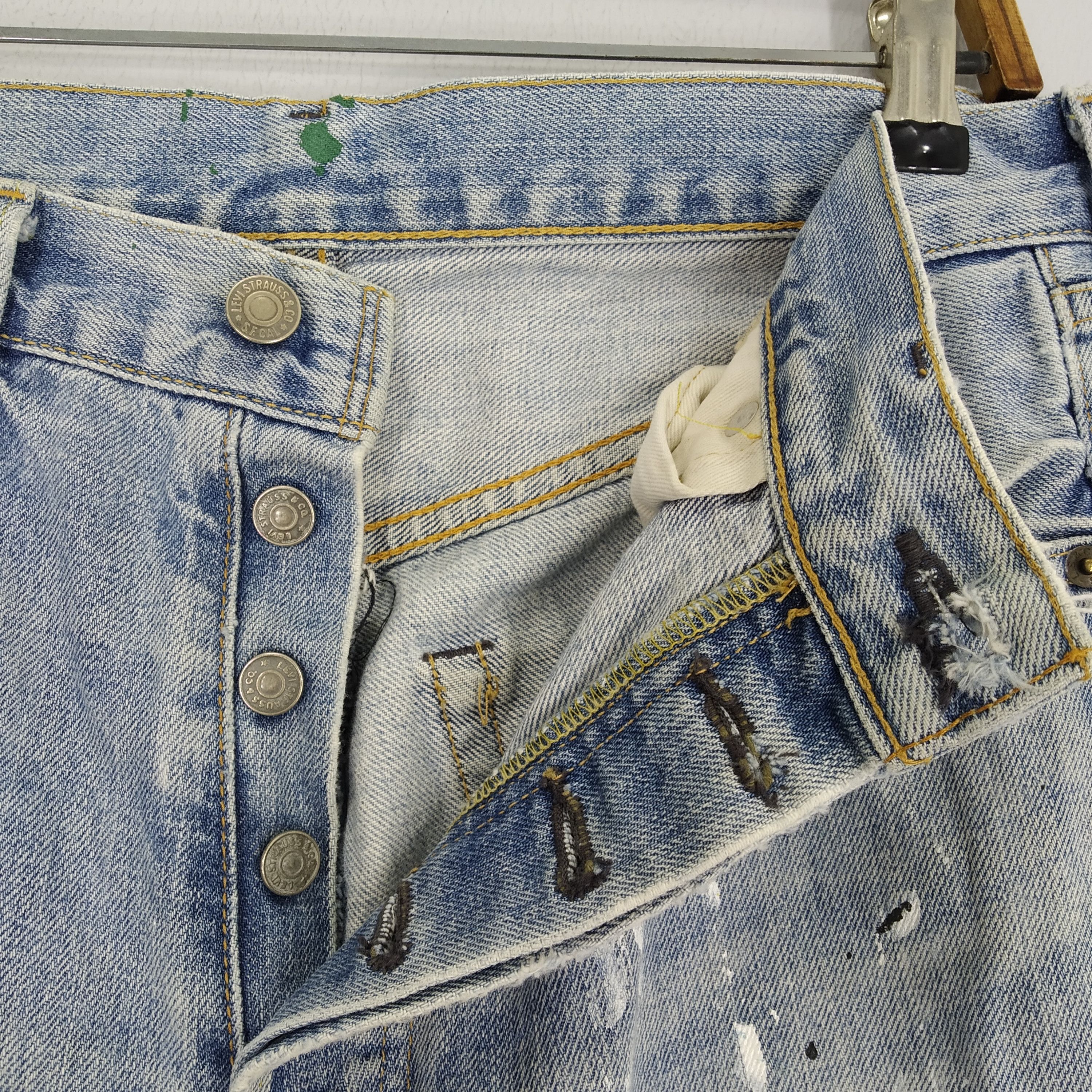 Levi's Vintage Levi's 501 Big E Ripped Denim Jeans Paint Splatter Size US 32 / EU 48 - 13 Thumbnail