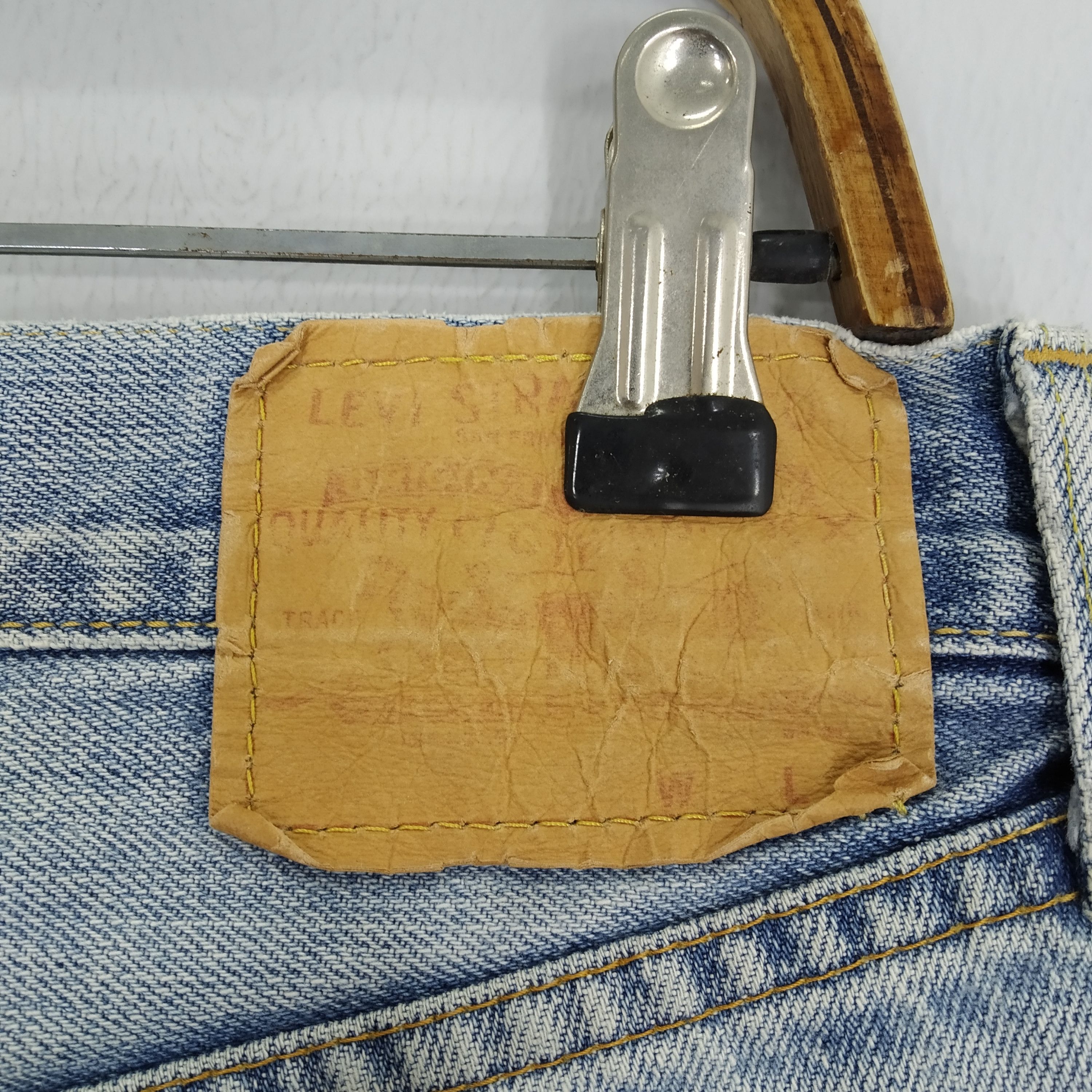 Levi's Vintage Levi's 501 Big E Ripped Denim Jeans Paint Splatter Size US 32 / EU 48 - 11 Thumbnail