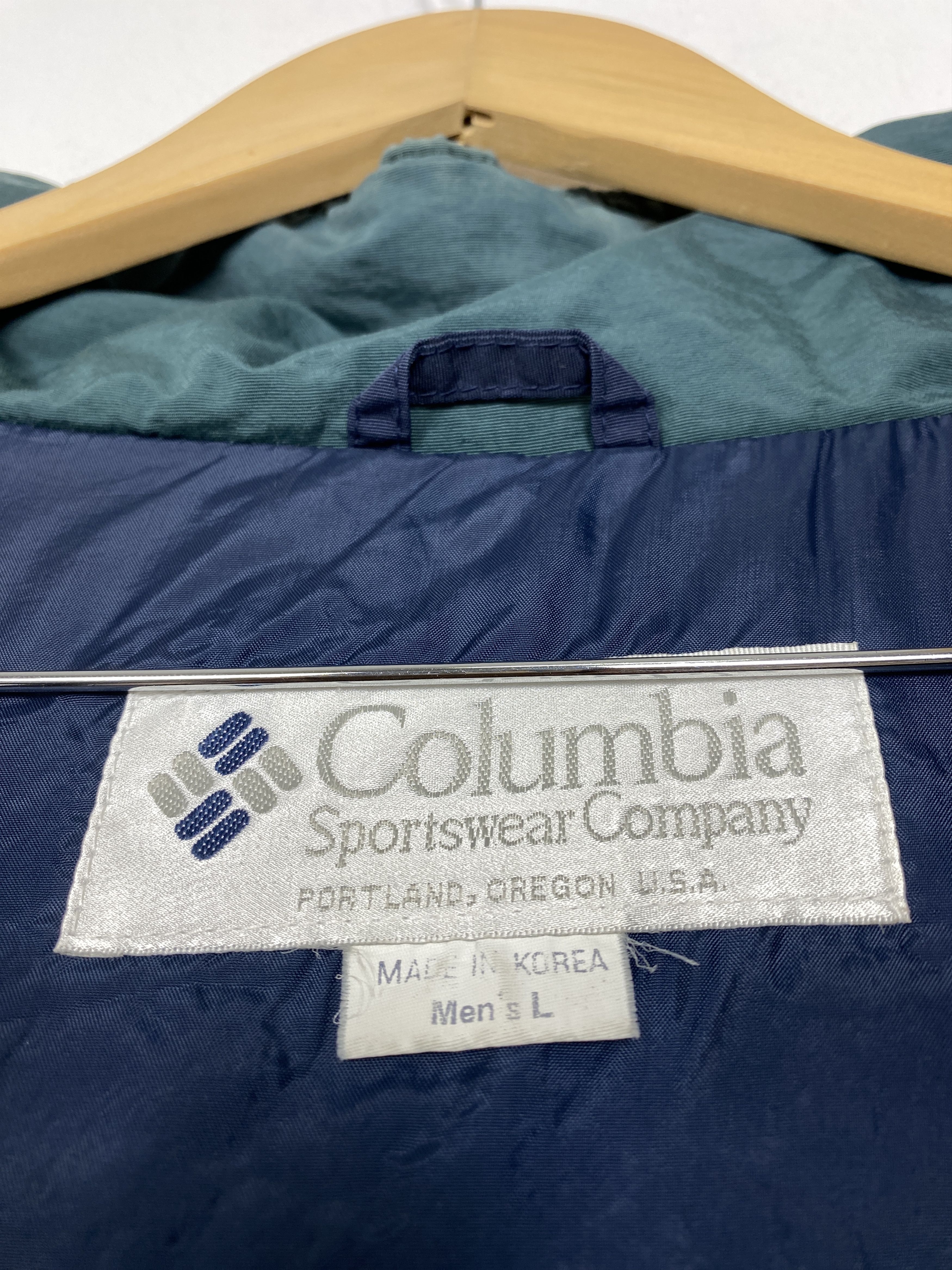 Columbia Vintage Columbia Hooded Full Zip Windbreaker Size US L / EU 52-54 / 3 - 12 Thumbnail