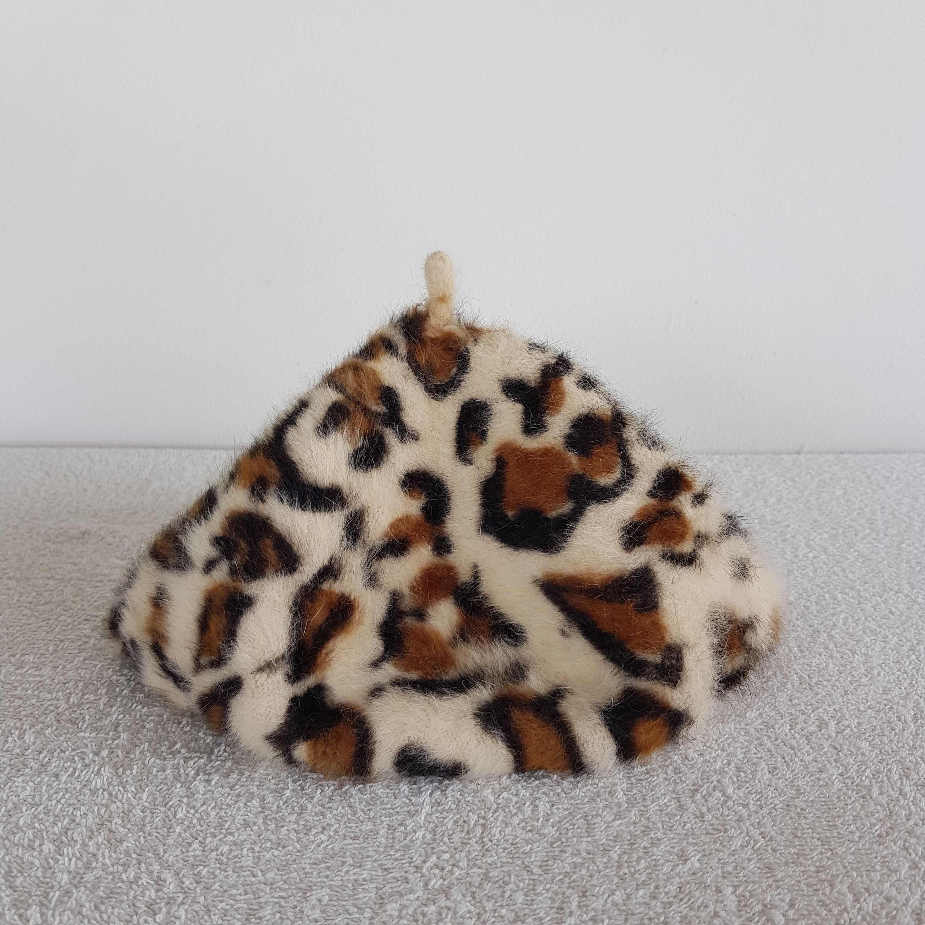 Japanese Brand × Vintage Vintage Leopard Beanie Japanese Snow Cap Cheetah Hats Size ONE SIZE - 7 Thumbnail