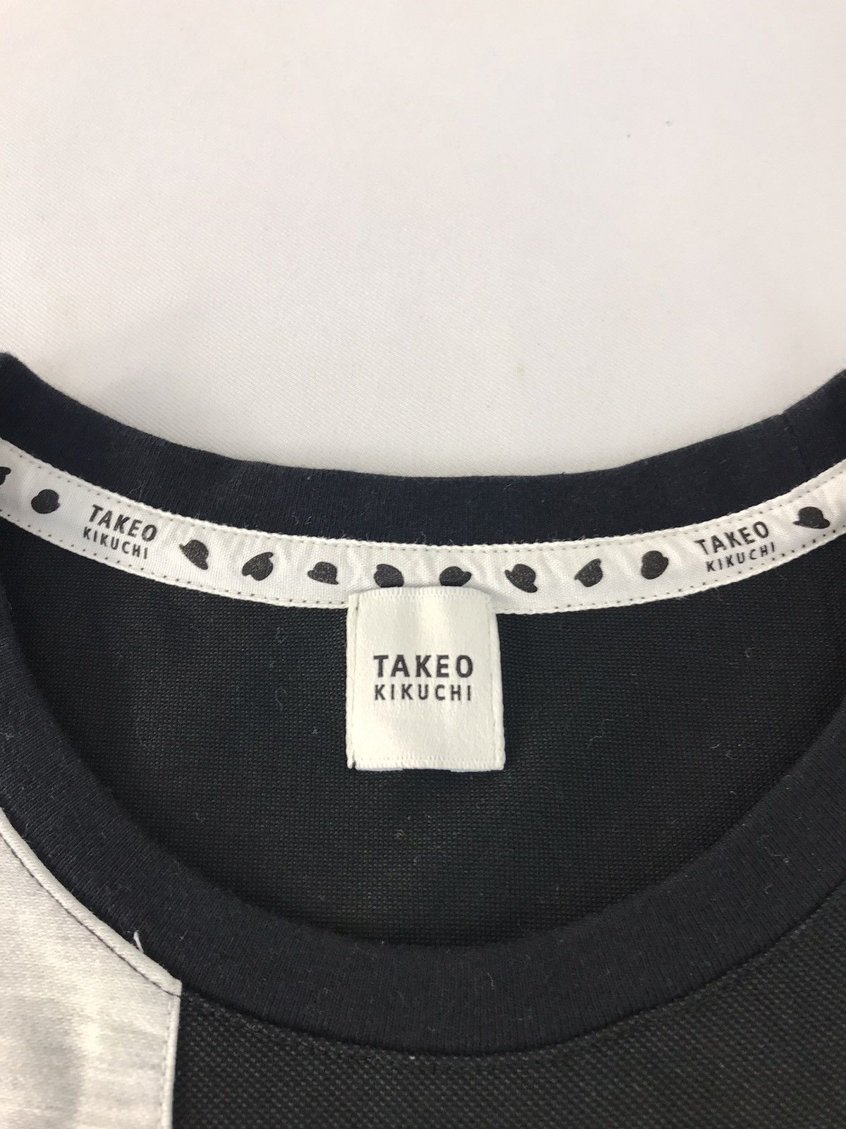 Takeo Kikuchi Takeo Kikuchi Singgle Pocket Striped Design Tee Size US M / EU 48-50 / 2 - 5 Thumbnail