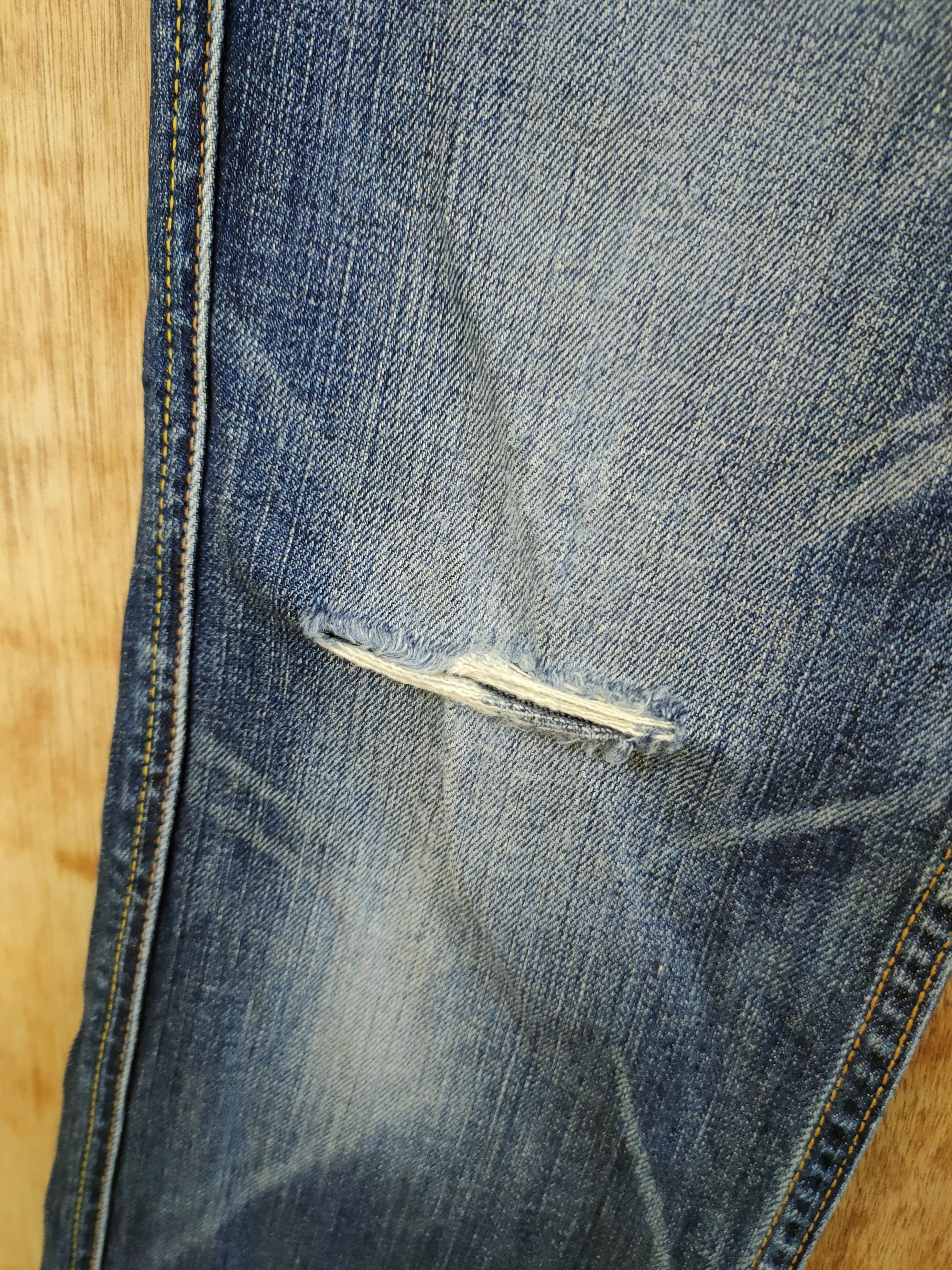 Levi's DL levis buckle back distressed denim jeans pants #46-817 Size 30" / US 8 / IT 44 - 6 Thumbnail