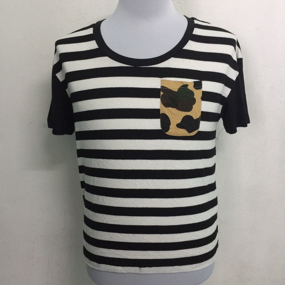 Bape A bathing ape tshirt Size ONE SIZE - 2 Thumbnail
