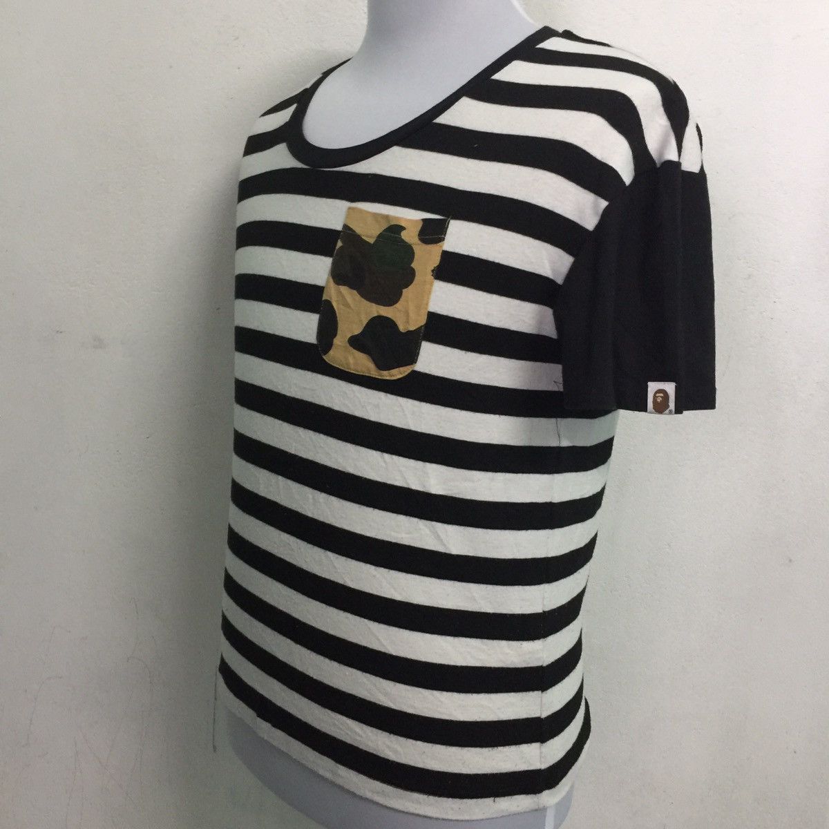 Bape A bathing ape tshirt Size ONE SIZE - 3 Thumbnail