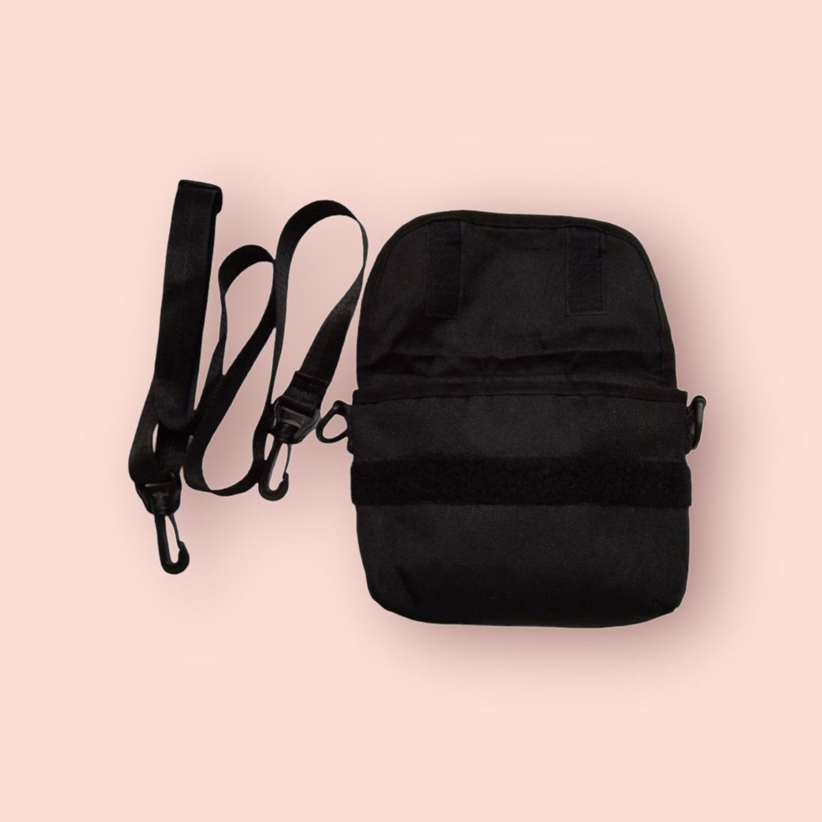 Japanese Brand × Playboy PLAYBOY EMBROIDERED BUNNY LOGO MINI CROSSBODY SLING BAG Size ONE SIZE - 7 Thumbnail