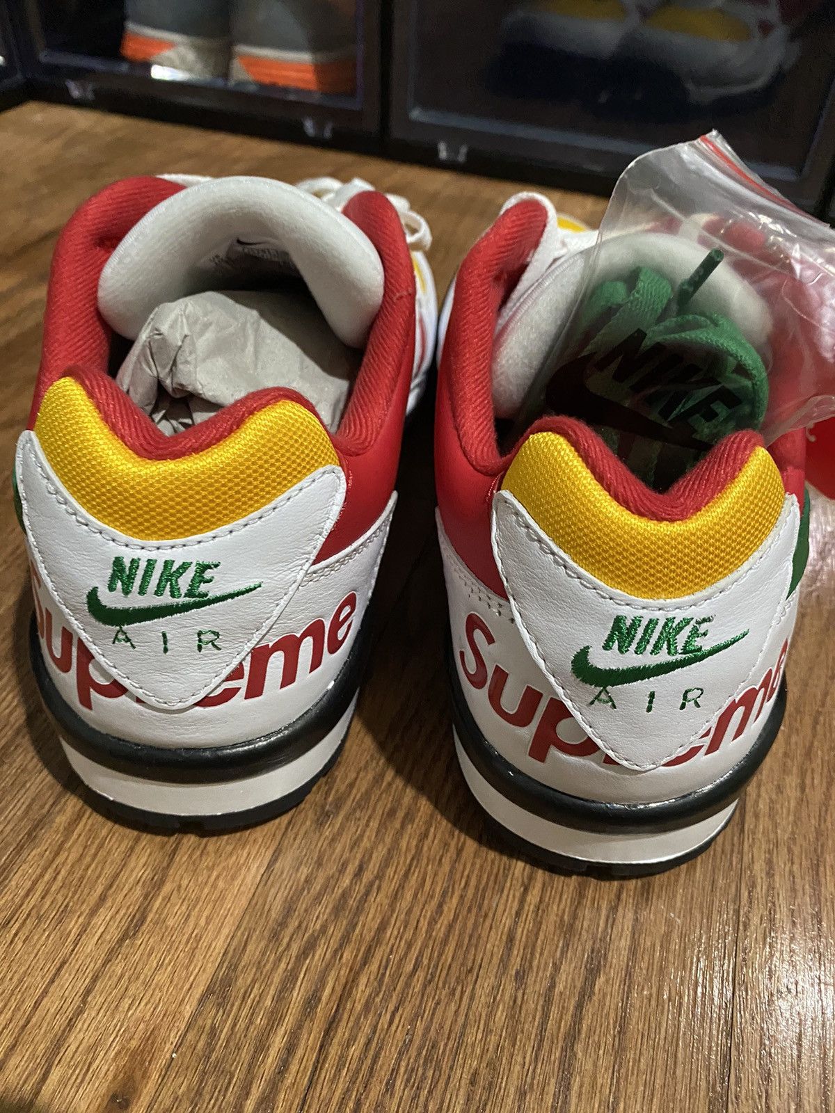 Nike × Supreme Supreme x Nike Air Trainer 3 low Size US 10 / EU 43 - 2 Thumbnail