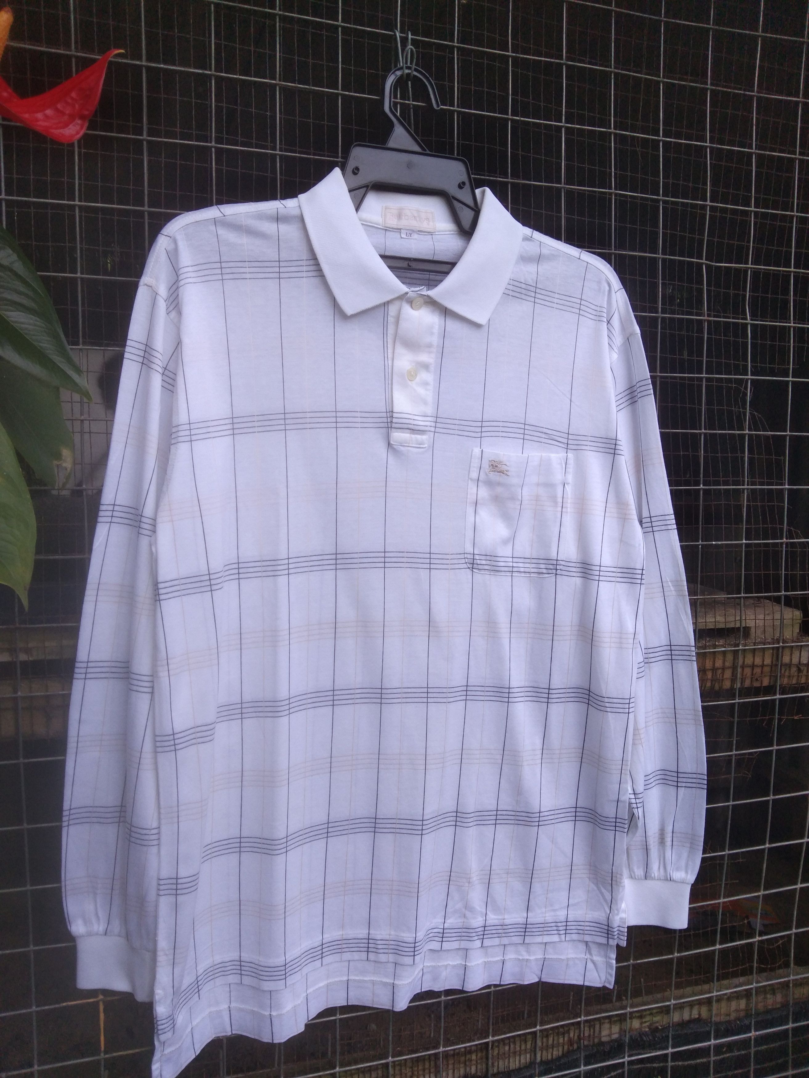 Burberry VINTAGE BURBERRY JAPAN LGHT AND SOFT POLO TEES Size US L / EU 52-54 / 3 - 2 Thumbnail