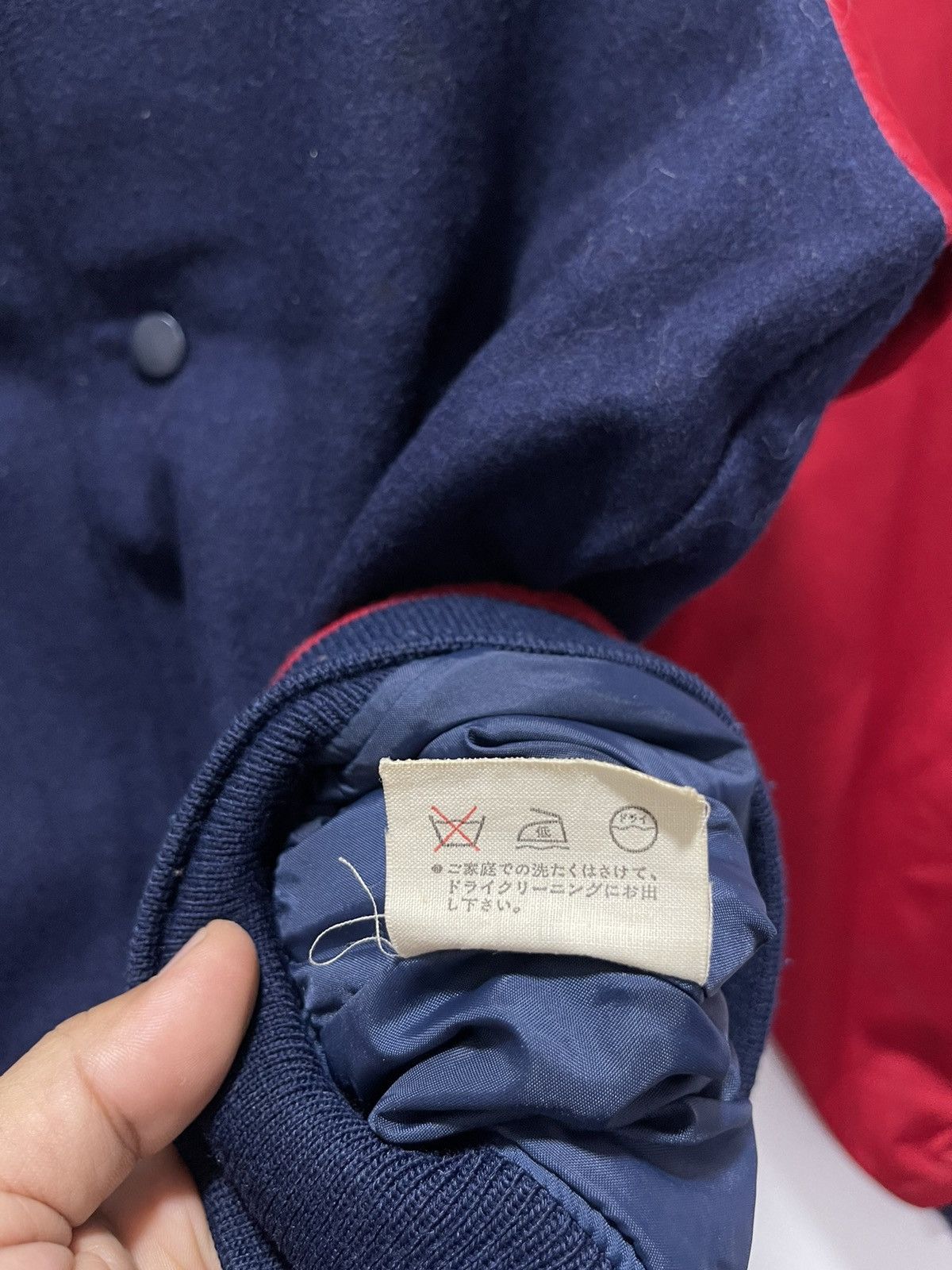 Descente × Japanese Brand VINTAGE DESCENTE TWO TONE BLANK VARSITY JACKET Size US M / EU 48-50 / 2 - 7 Thumbnail