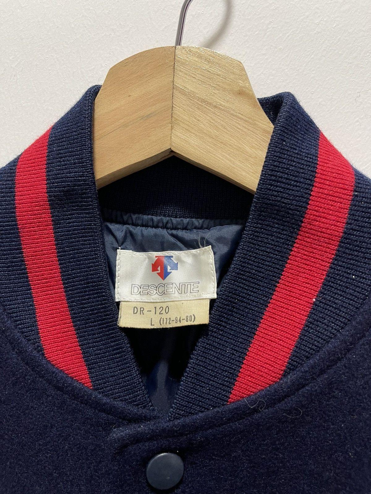 Descente × Japanese Brand VINTAGE DESCENTE TWO TONE BLANK VARSITY JACKET Size US M / EU 48-50 / 2 - 5 Thumbnail