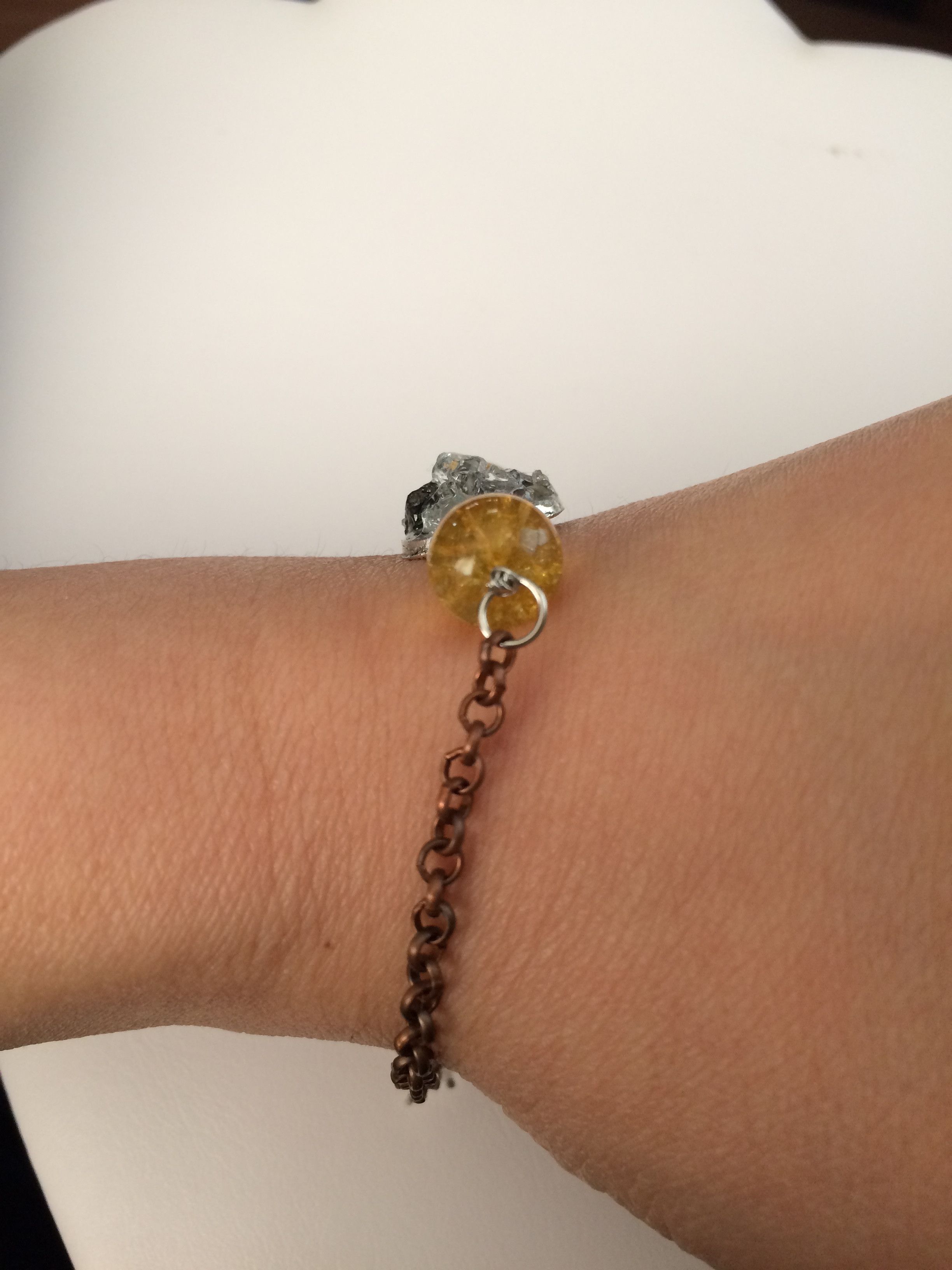 Handmade × Jewelry × Vintage Stardust Brown Chain Bracelet with Amber Beads Size ONE SIZE - 4 Thumbnail