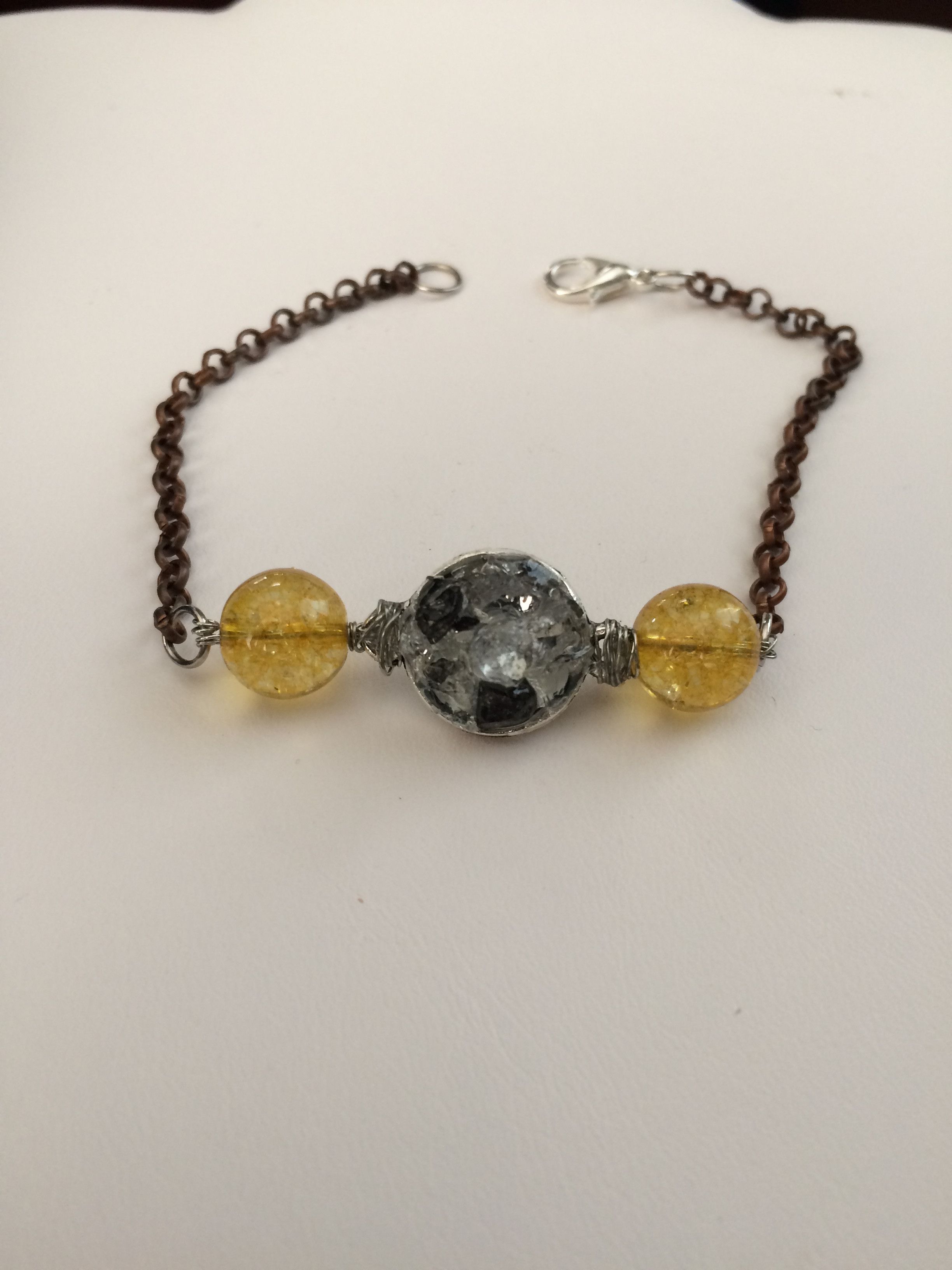 Handmade × Jewelry × Vintage Stardust Brown Chain Bracelet with Amber Beads Size ONE SIZE - 2 Thumbnail