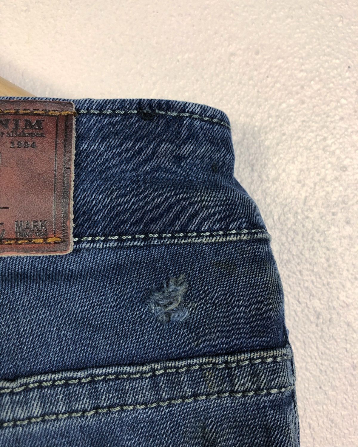 Dolce & Gabbana Rare Dolce & Gabbana Distressed Denim Jeans Made in Italy Size US 32 / EU 48 - 14 Thumbnail