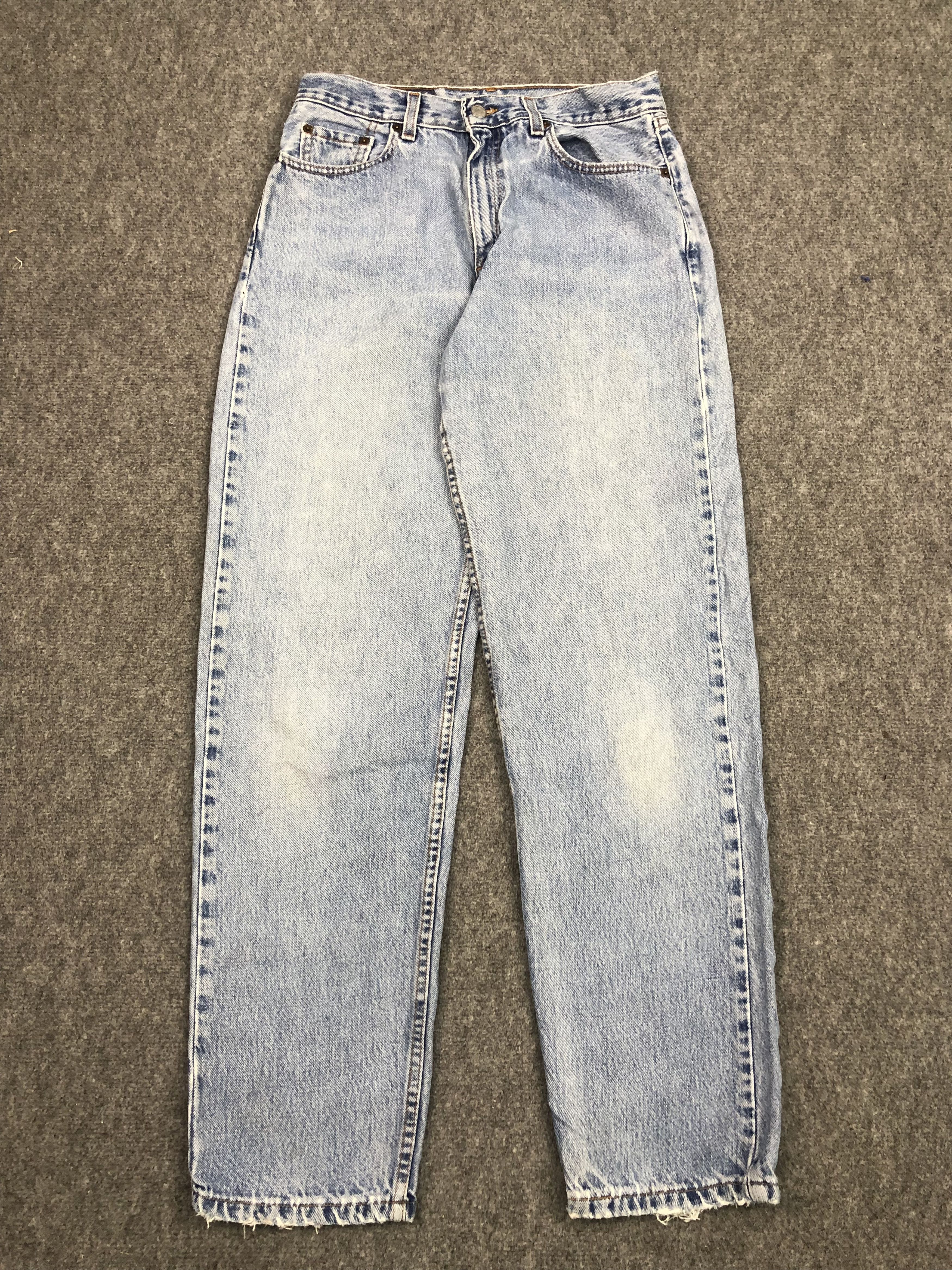 Levi's Vintage Levis 560 Comfort Fit Faded Denim DP0369 Size US 30 / EU 46 - 1 Thumbnail