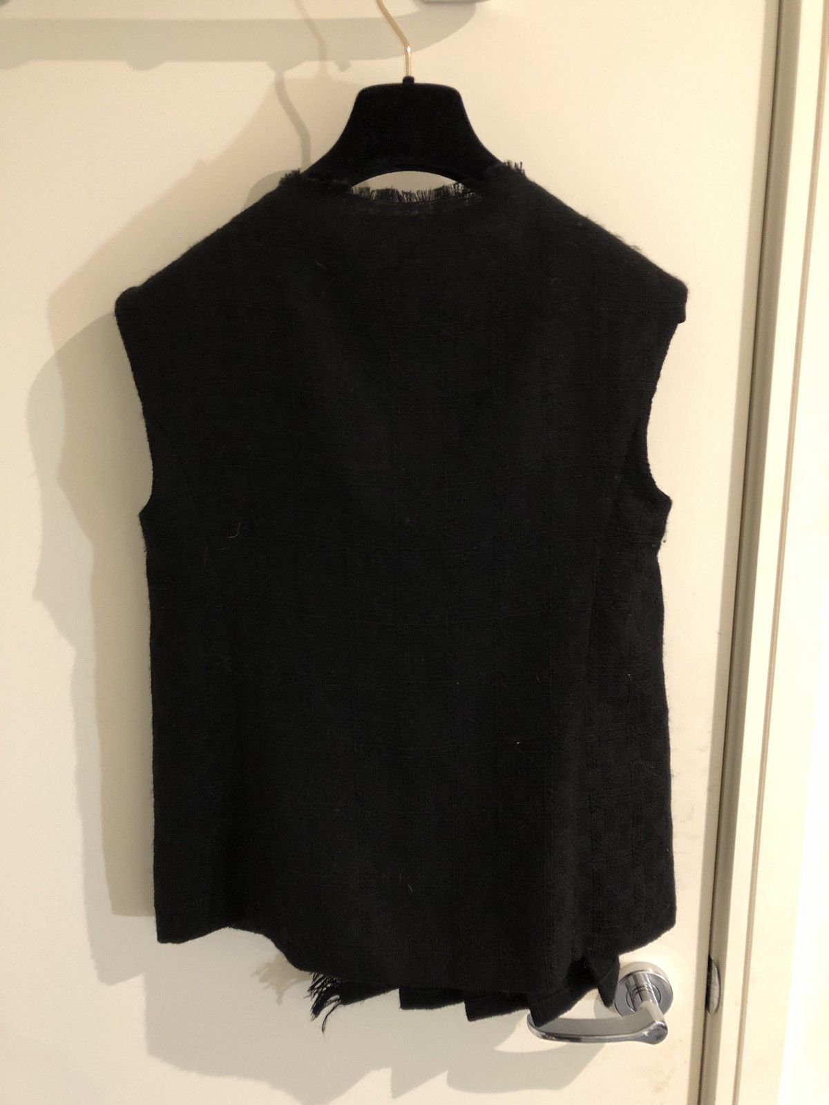 Chanel Chanel Wool Vest With Logo Pin Size S / US 4 / IT 40 - 7 Thumbnail